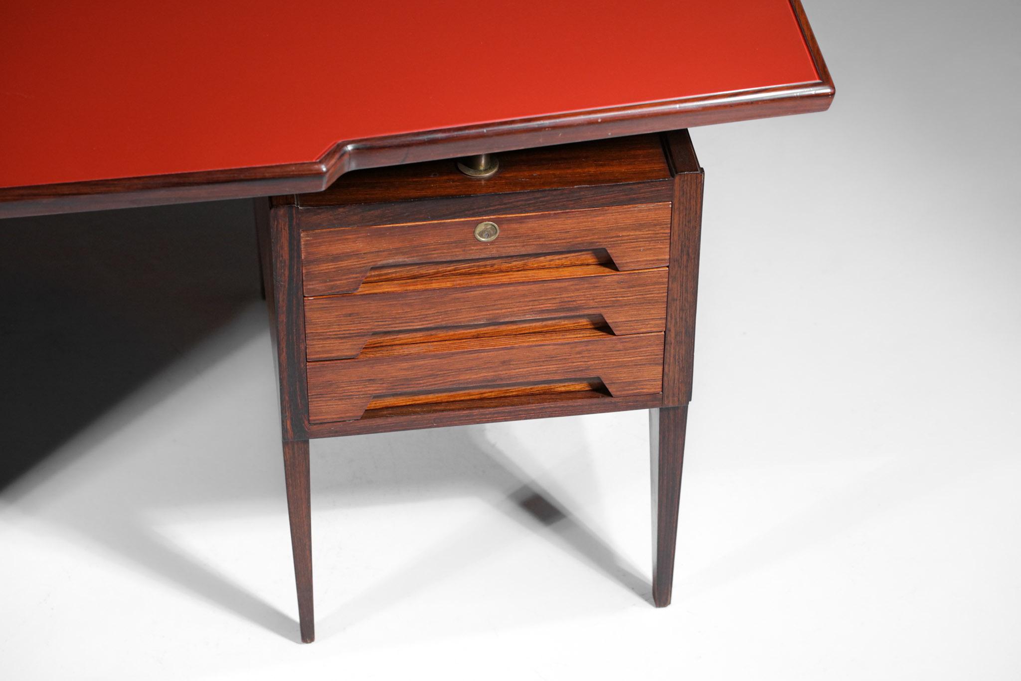 Mid-20th Century Large Desk by Italian Designer Vittorio Dassi in Wood and Glass, E447