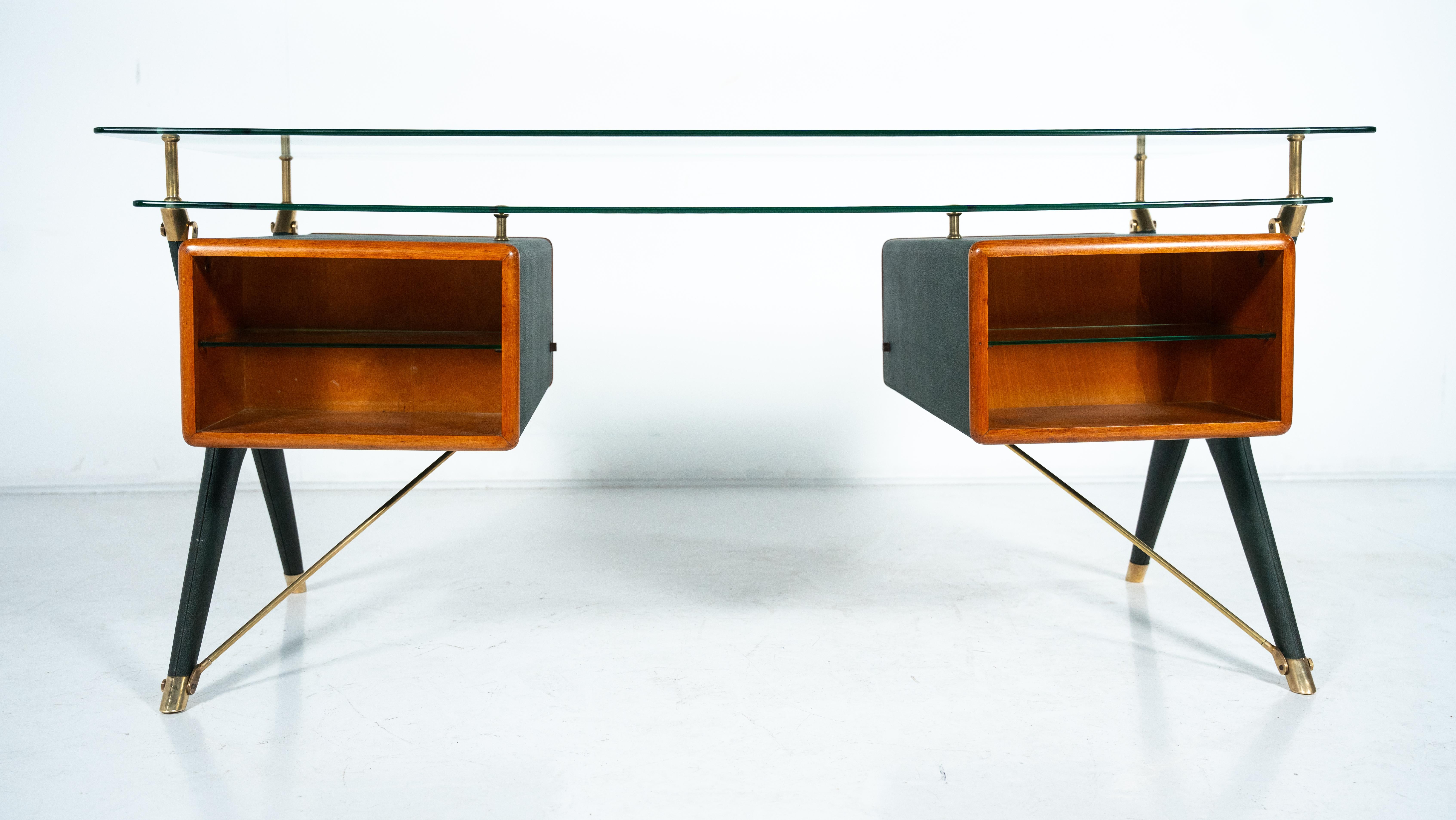 Escritorio grande de Silvio Berrone del edificio Bialetti, Omegna, Italia, 1955 en venta 8