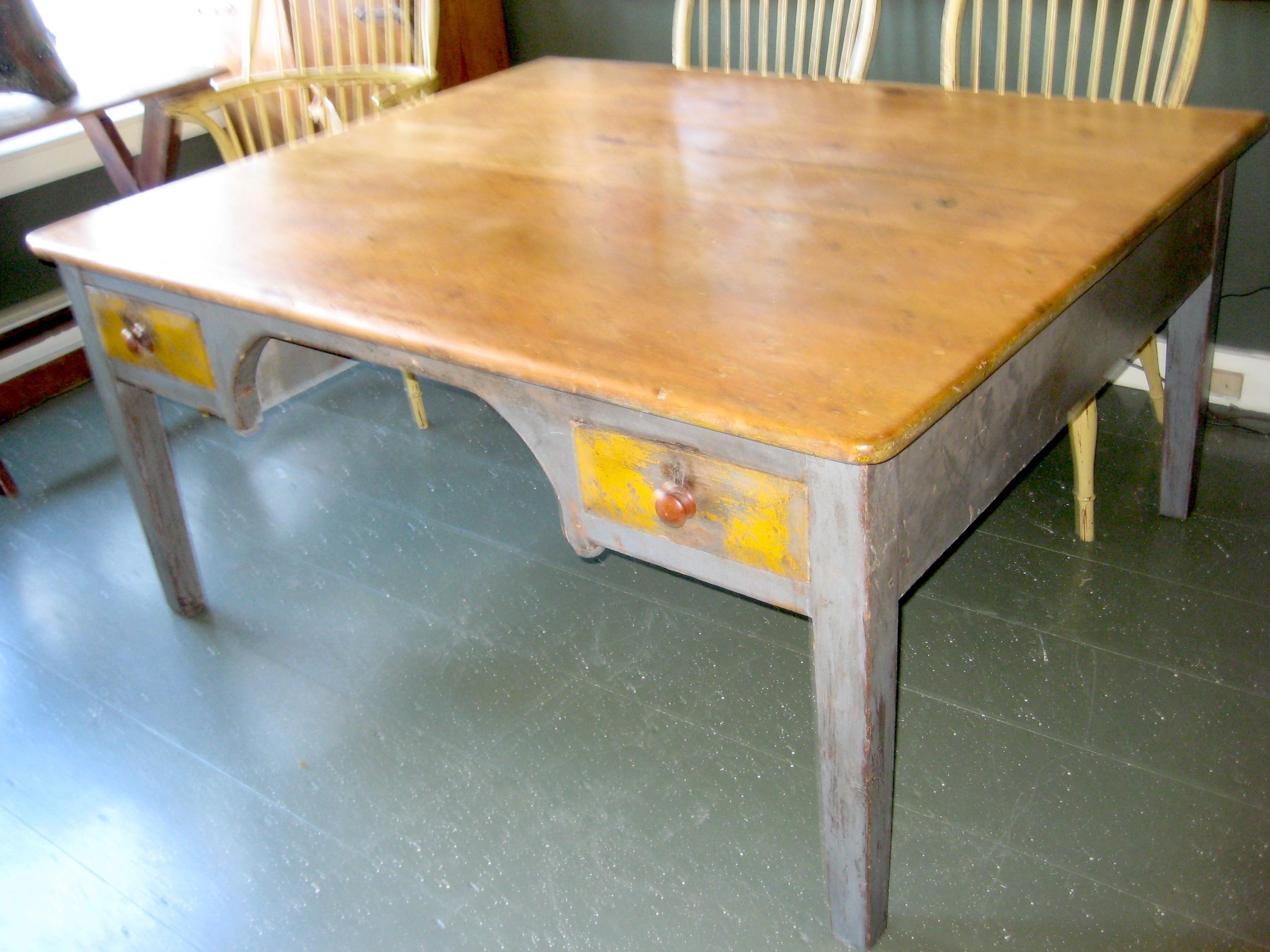 North American Large Desk-Table in Original Gray/Ochre Paint