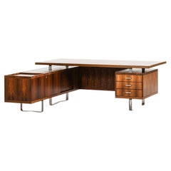 Grand bureau avec buffet en bois de rose et acier chromé par Jørgen Pedersen, années 1960
