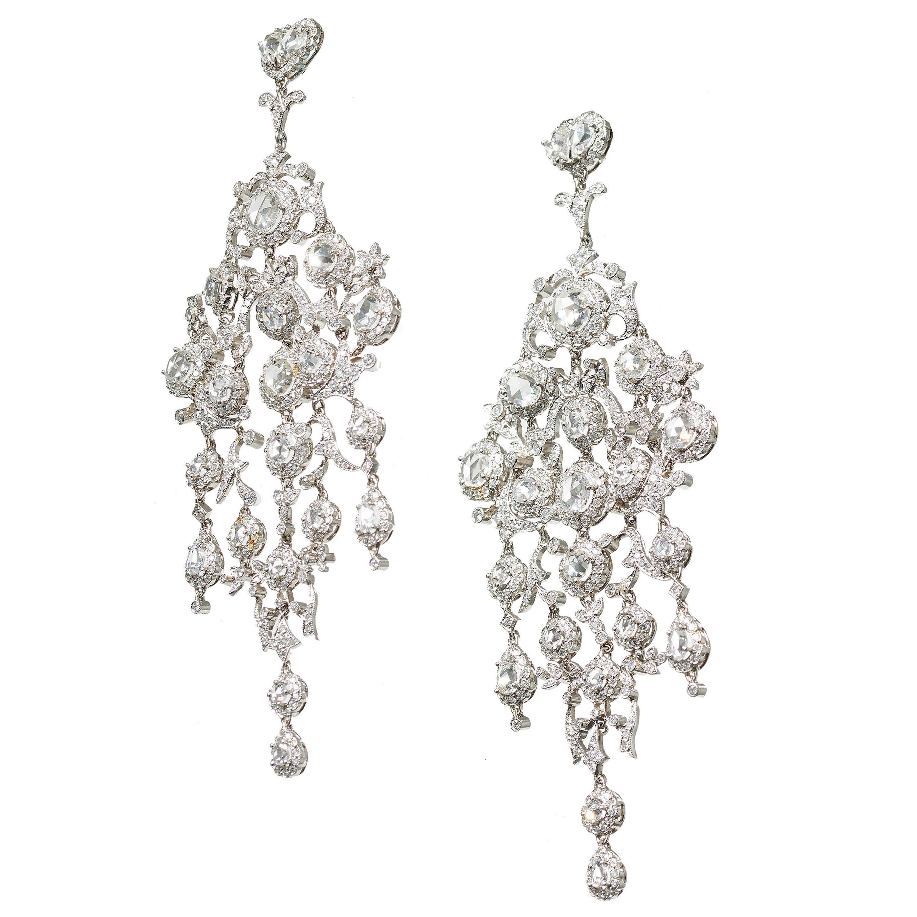 Modern Large Diamond And Platinum Chandelier Earrings, 15.26 Carats In Excellent Condition For Sale In London, GB
