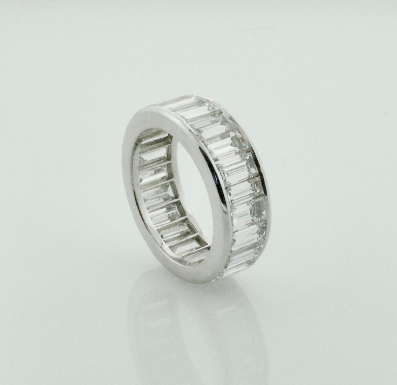 Large Diamond Eternity Ring in Platinum 9.50 Carat In Good Condition In Wailea, HI