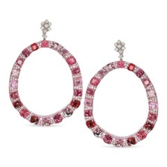 Pendientes de aro Donut Ombre de espinela rosa diamante grande y oro blanco de 18 quilates de 26,67 ct