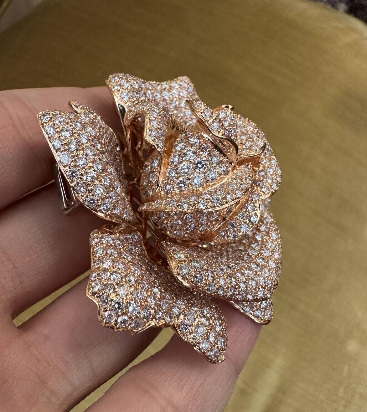 Women's Large Diamond Rose Pin/Brooch/Pendant 22.00 Carat Total Weight in 18k Rose Gold For Sale
