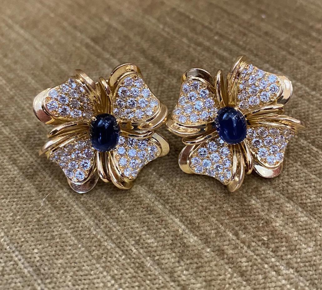 Large Diamond & Sapphire Flower Earrings in 18k Yellow Gold In Excellent Condition For Sale In La Jolla, CA