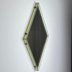 Gran espejo de pared en forma de diamante de Luigi Brusotti para Fontana Arte, años 50