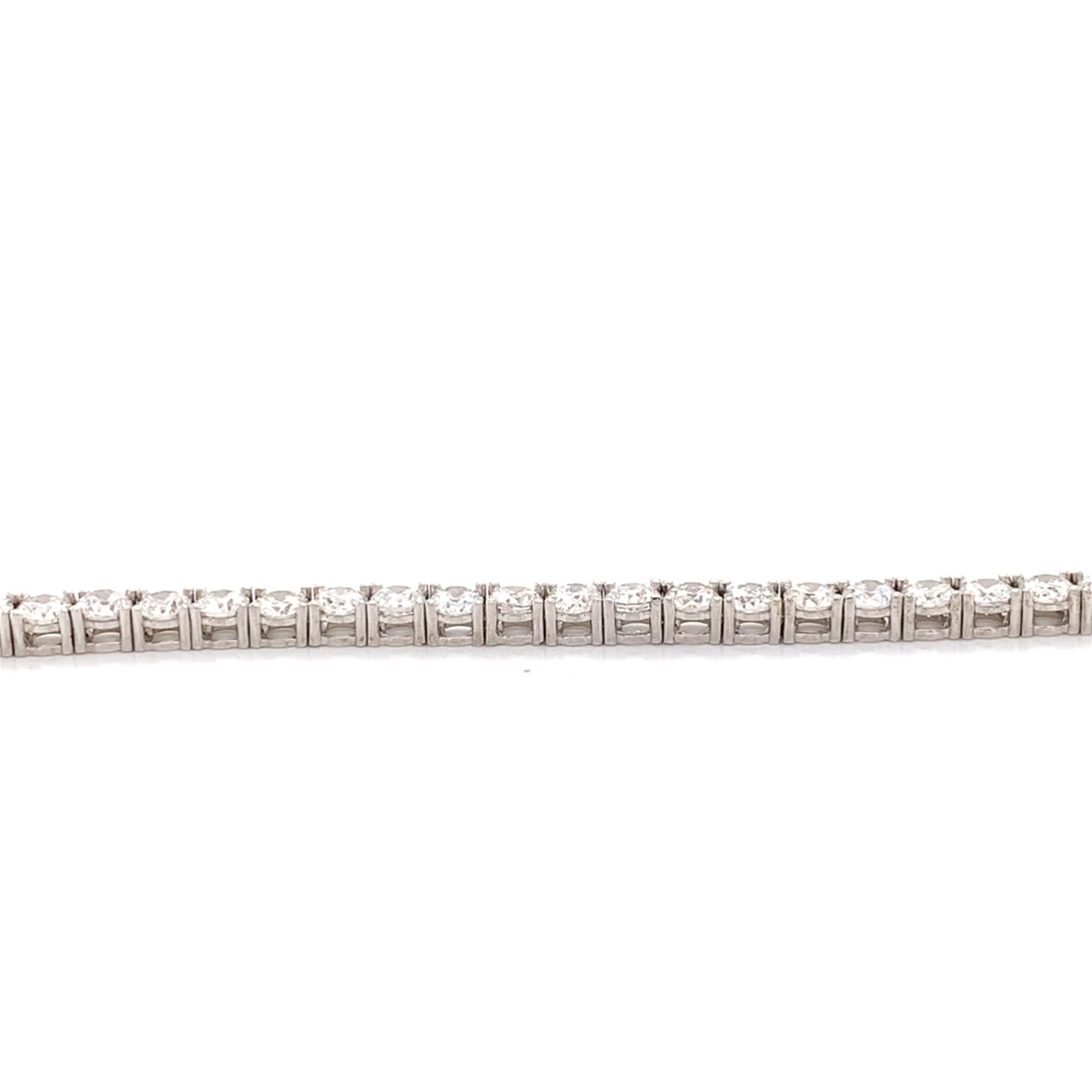 Large Diamond Tennis/Line Bracelet In New Condition In Miami, FL