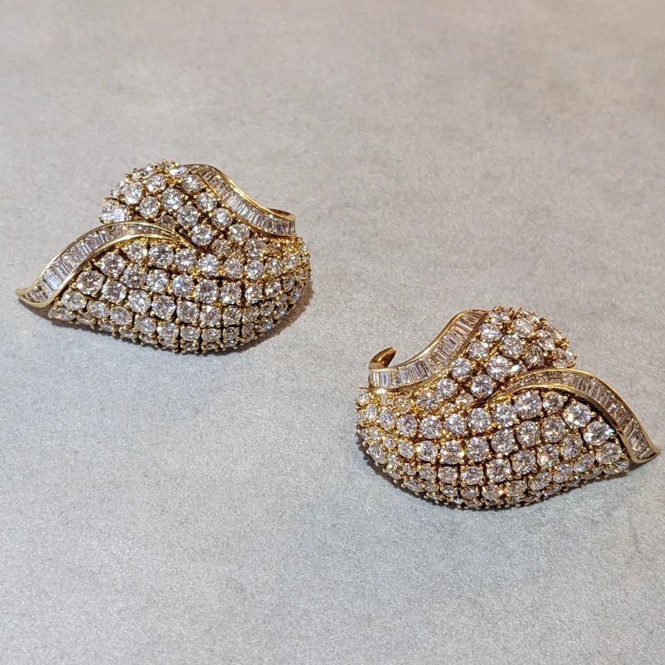Boucles d'oreilles Tulipe en diamant de grande taille 15.00 carats en or jaune 18k Excellent état - En vente à La Jolla, CA
