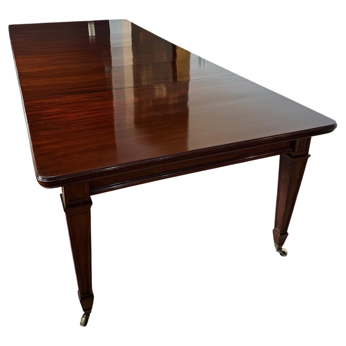 Grande table de salle à manger en vente