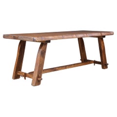 Gran mesa de comedor de olmo, diseñada por Olavi Hänninen, Finlandia Años 60