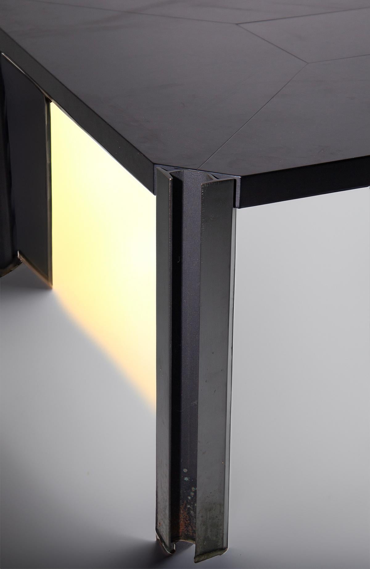 Mid-Century Modern Large Dining Table by Osvaldo Borsani for Tecno For Sale