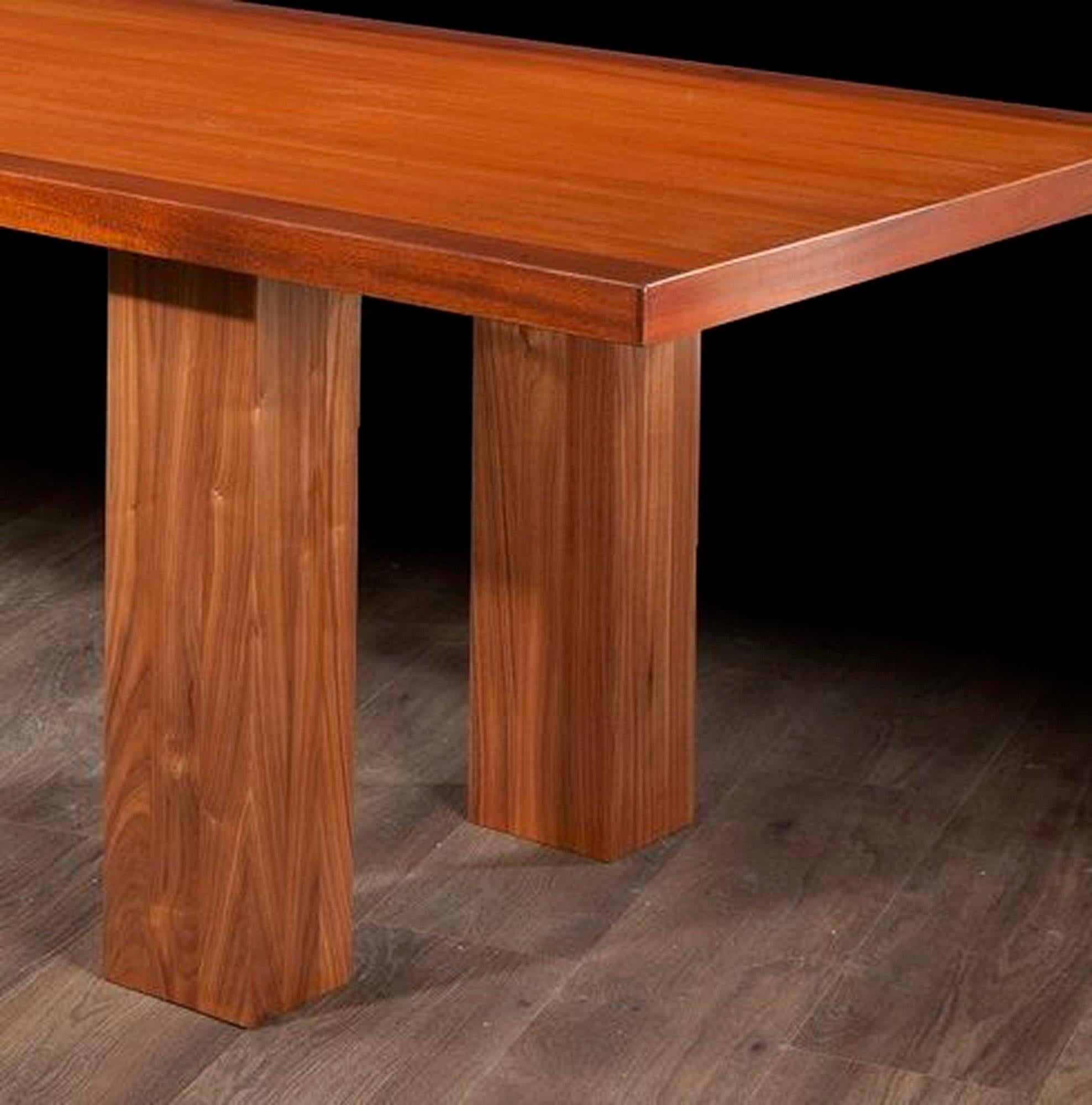 Late 20th Century Mid Century Modern, Iarge  table by Roberto Poggi