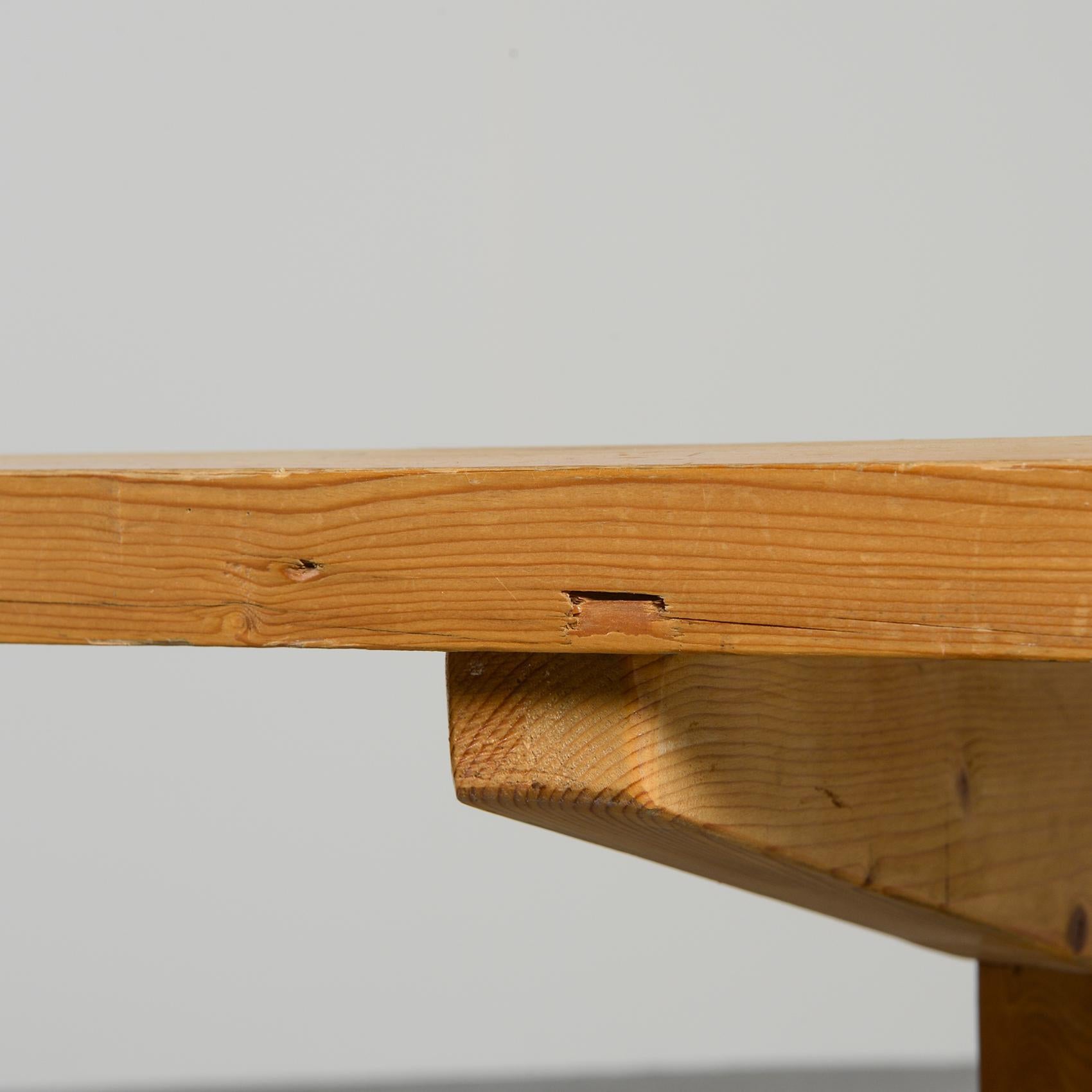Large Dining Table from Meribel, French Alps, circa 1970 In Fair Condition In VILLEURBANNE, FR