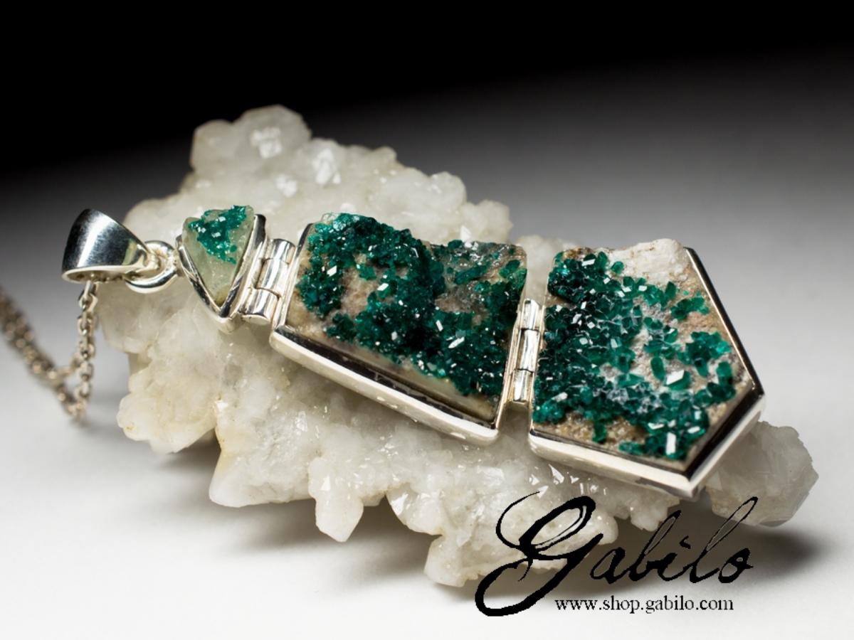 Large Dioptase Silver Pendant Natural Crystals Raw Uncut Deep Green Magic Forest For Sale 2