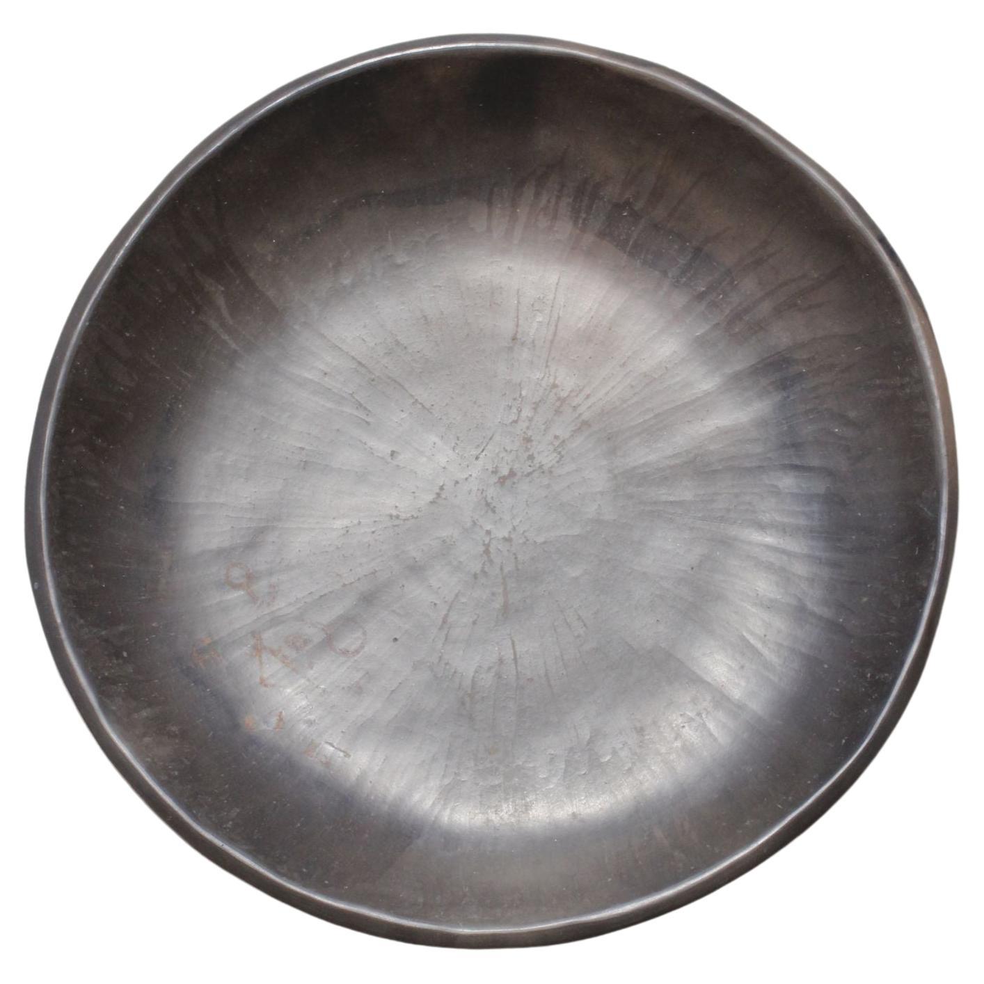 Large dish in smoked & polished terracotta by Ariane Mathieu Quéré, France 1960s For Sale