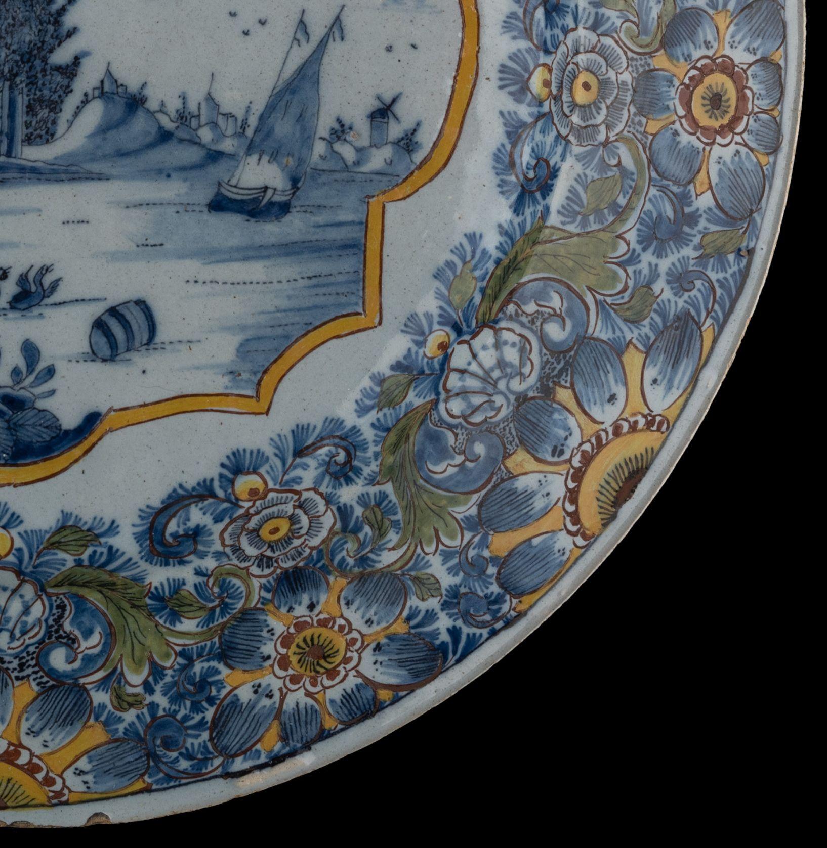 Large Dish with a Dutch Water Landscape Delft, 1760-1780 For Sale 3
