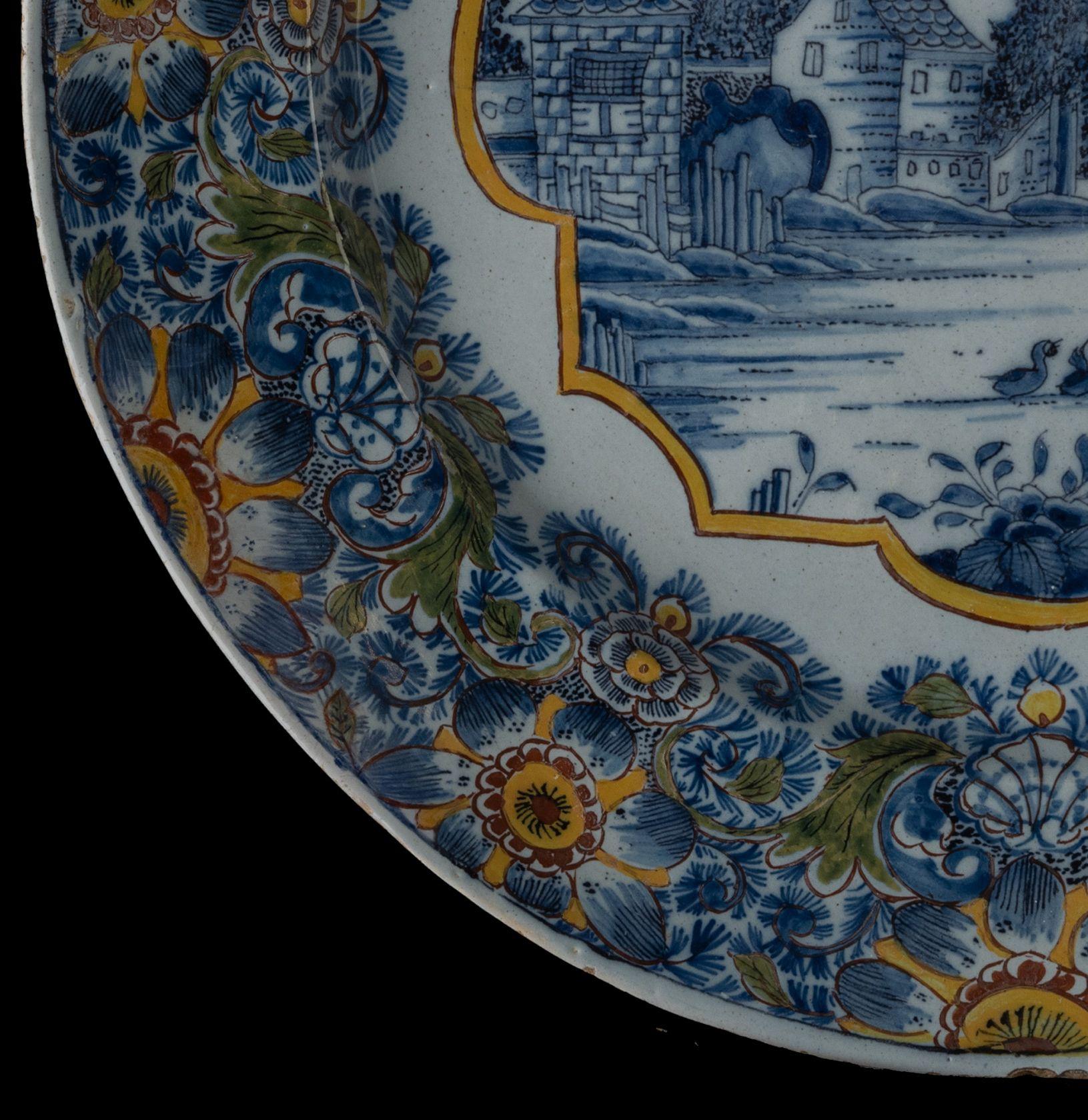 Large Dish with a Dutch Water Landscape Delft, 1760-1780 For Sale 4