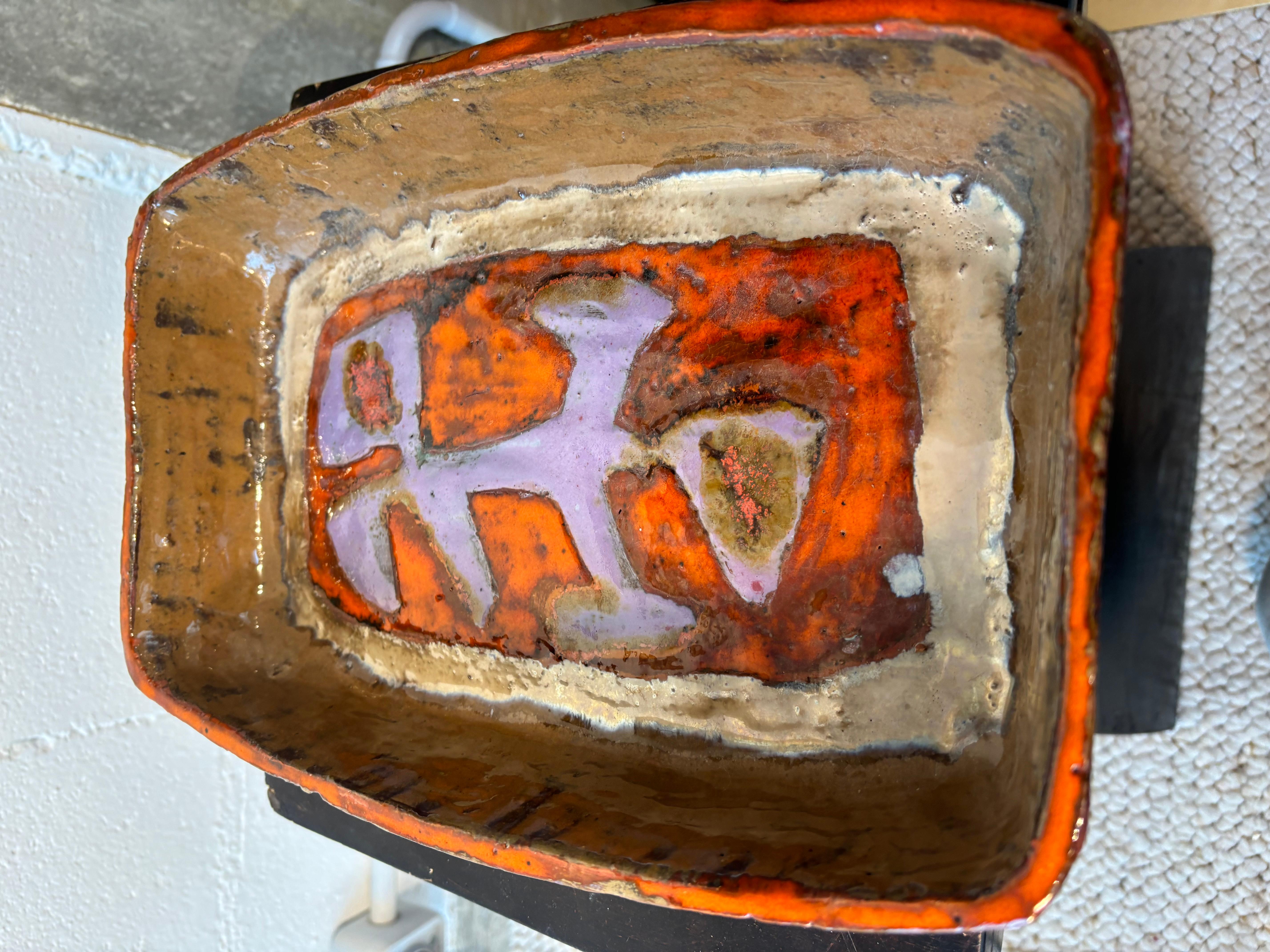 Große Teller von Juliette Derel (Keramik) im Angebot