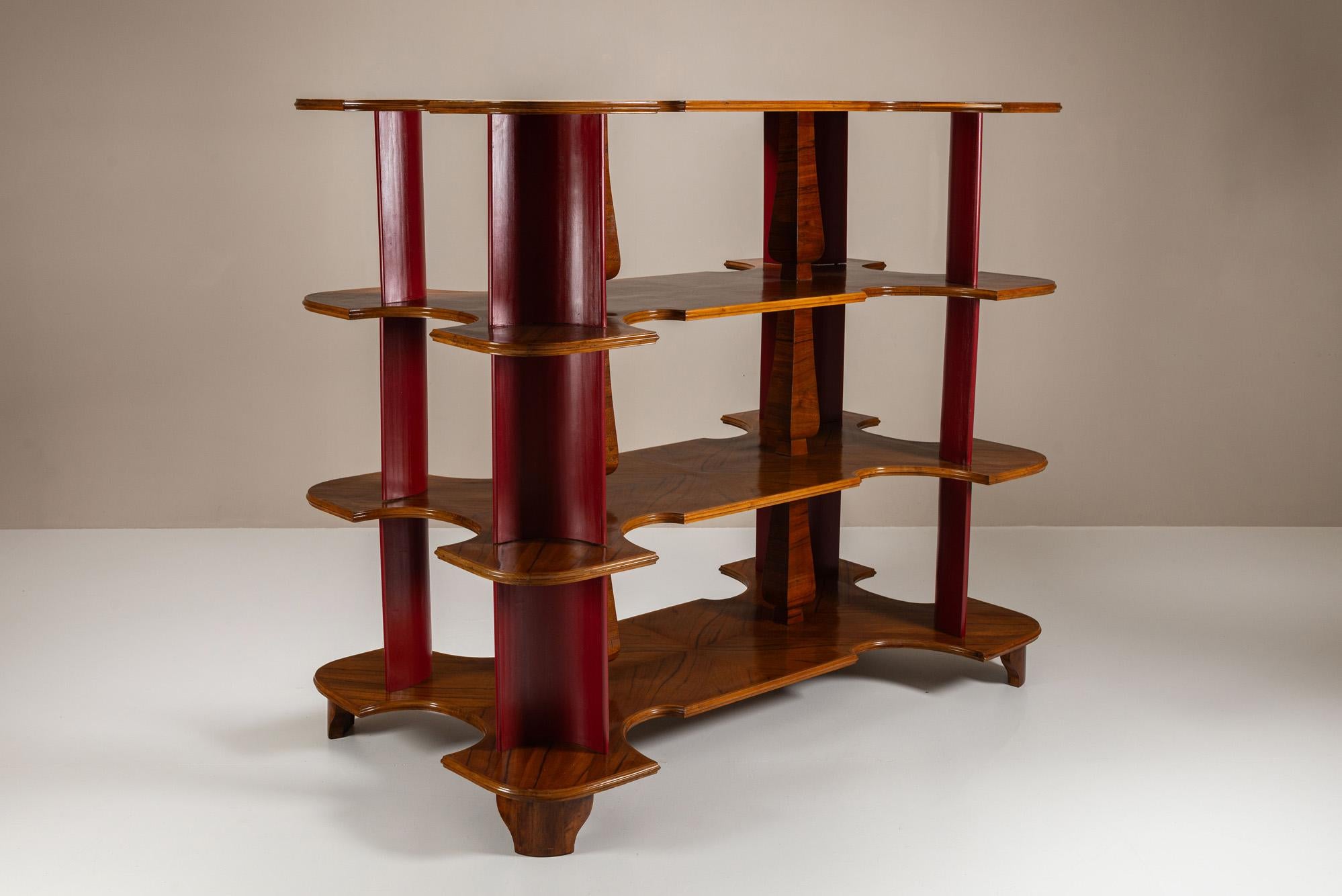 Gran vitrina de madera y laca attr. a Fantoni, Italia ±década de 1950 mediados del siglo XX en venta