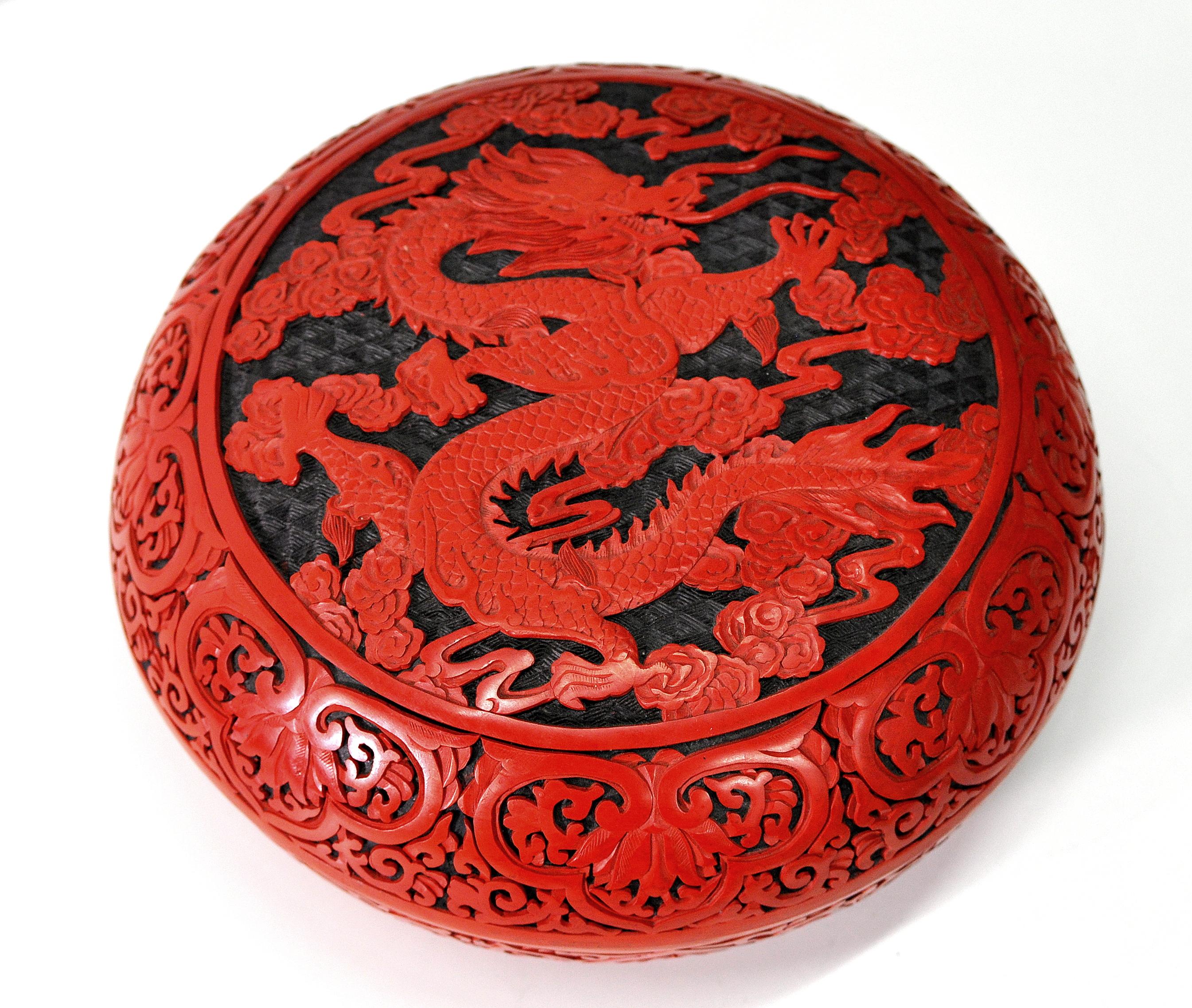 Large Domed Chinese Cinnabar Box 4