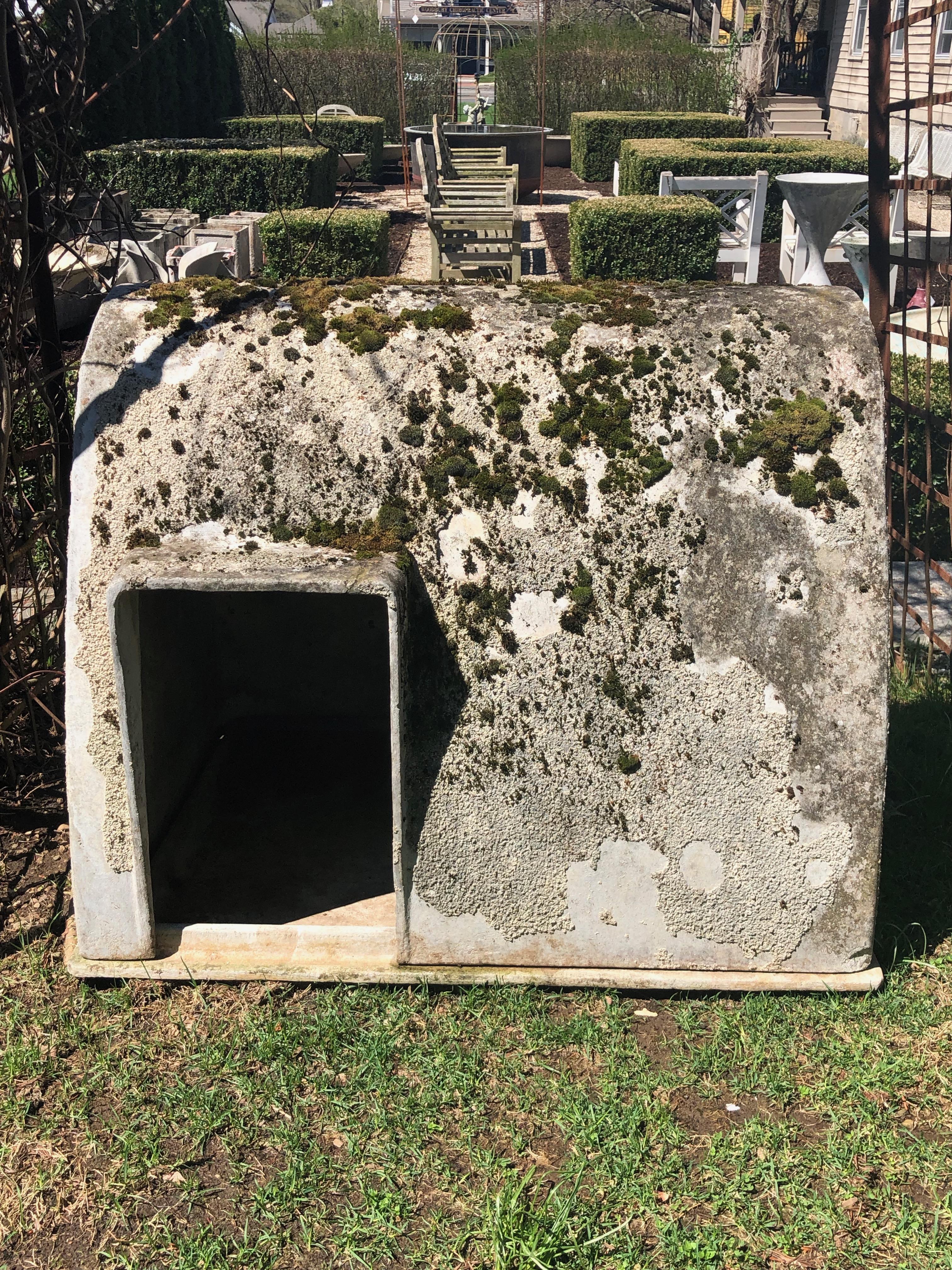 It's rare to see Willy Guhl dog houses, but we've never come across one with its original pan before. Originally made in two sizes, this is the larger of the two. This one is a beauty, loaded with moss and lichen, and in very good condition overall.