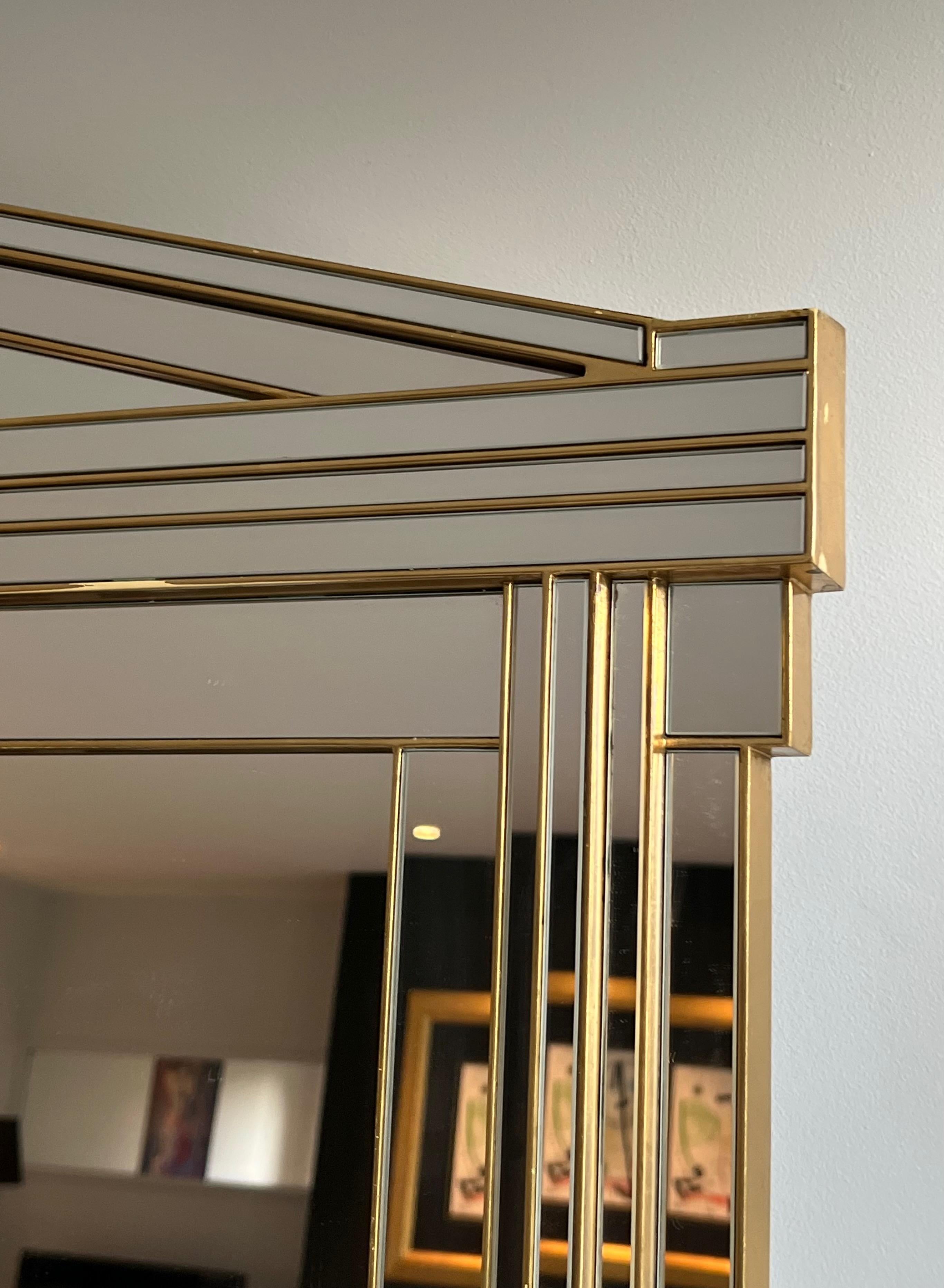 Grand miroir Domus en bois, plexiglas doré et miroirs en vente 3