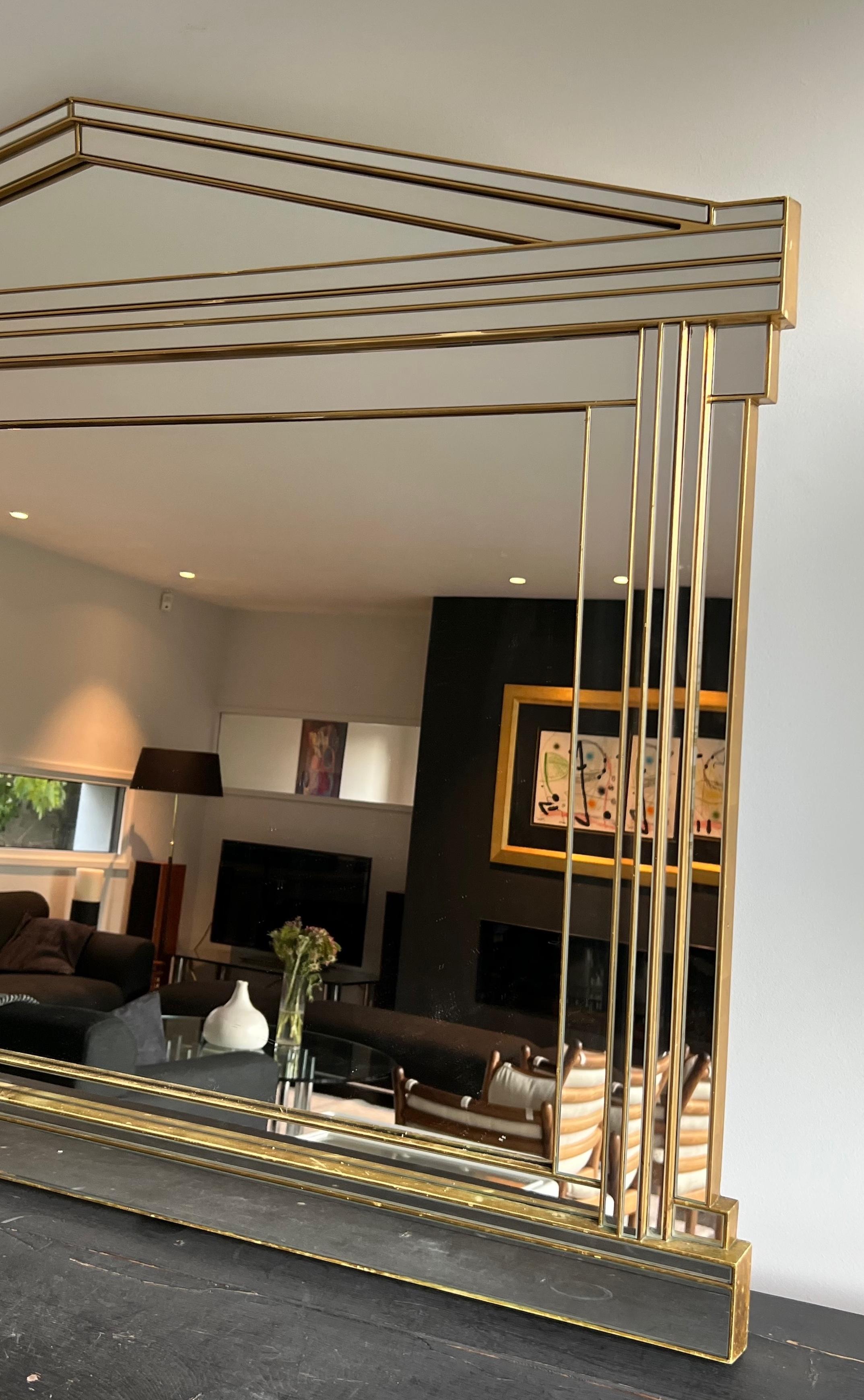 Grand miroir Domus en bois, plexiglas doré et miroirs en vente 1