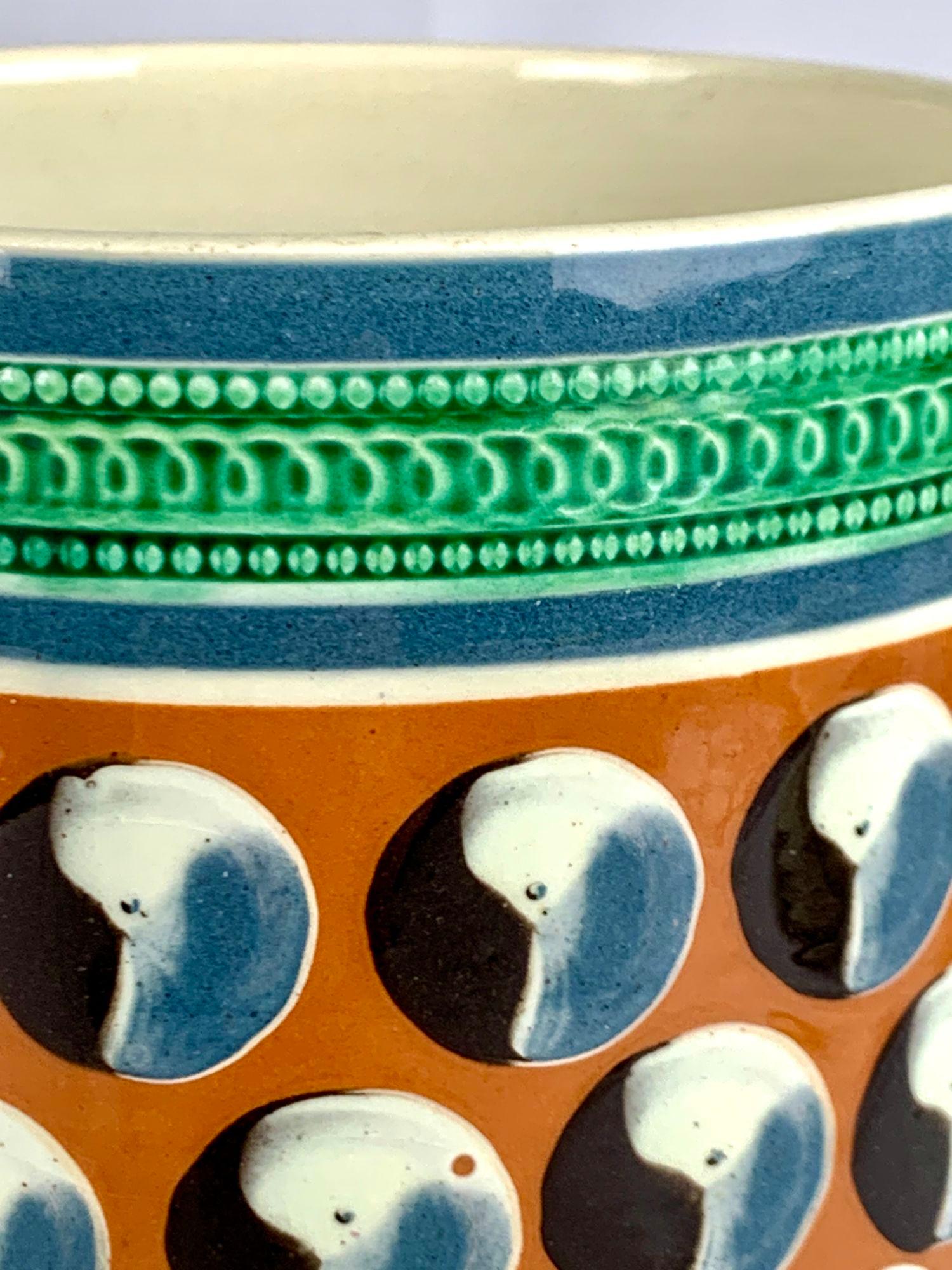 Taza grande de mochaware americano Don Carpentier con decoración de ojos de gato en Excelente estado para la venta en Katonah, NY