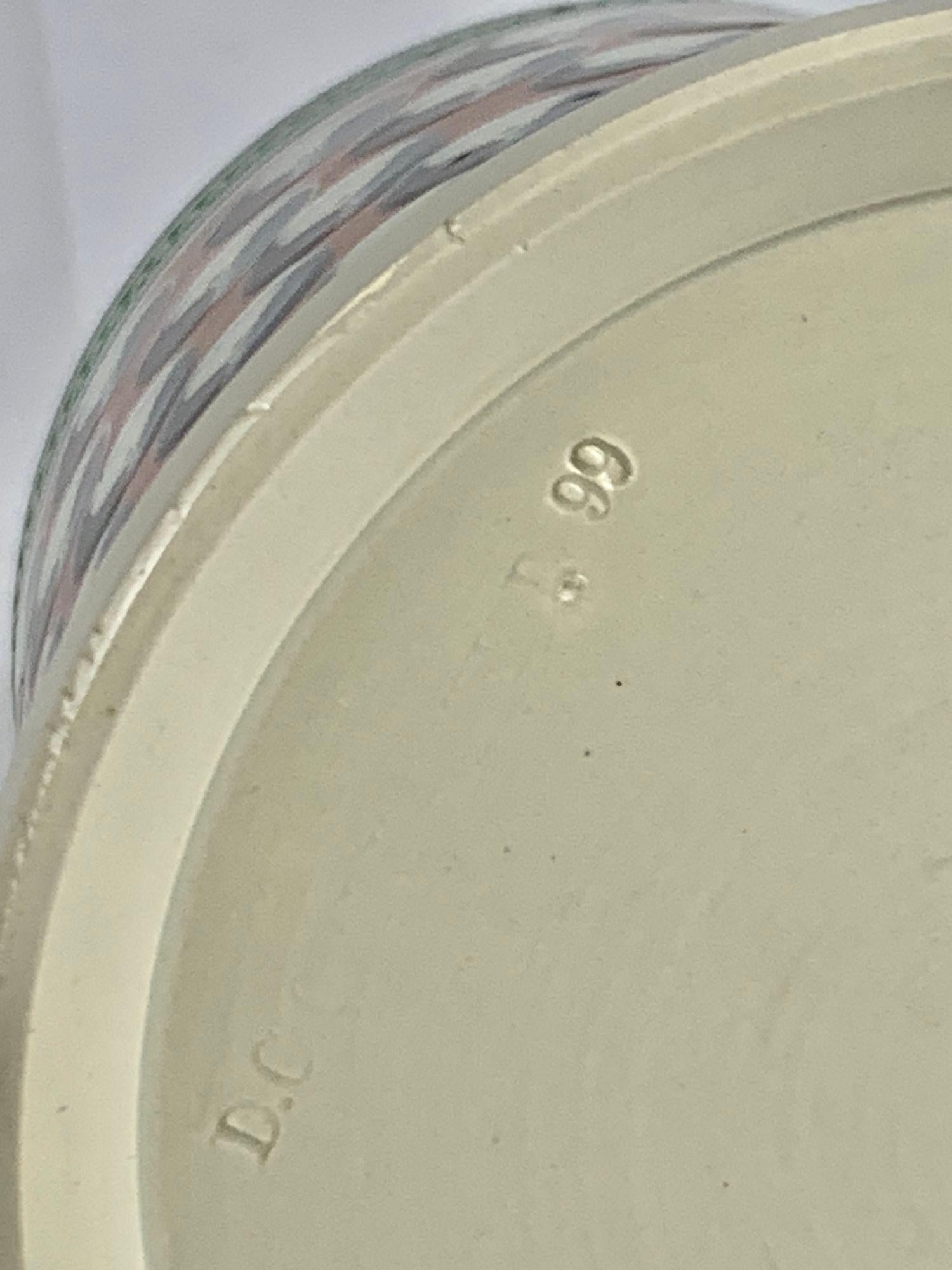Taza grande de mochaware americano Don Carpentier con decoración de ojos de gato en venta 1