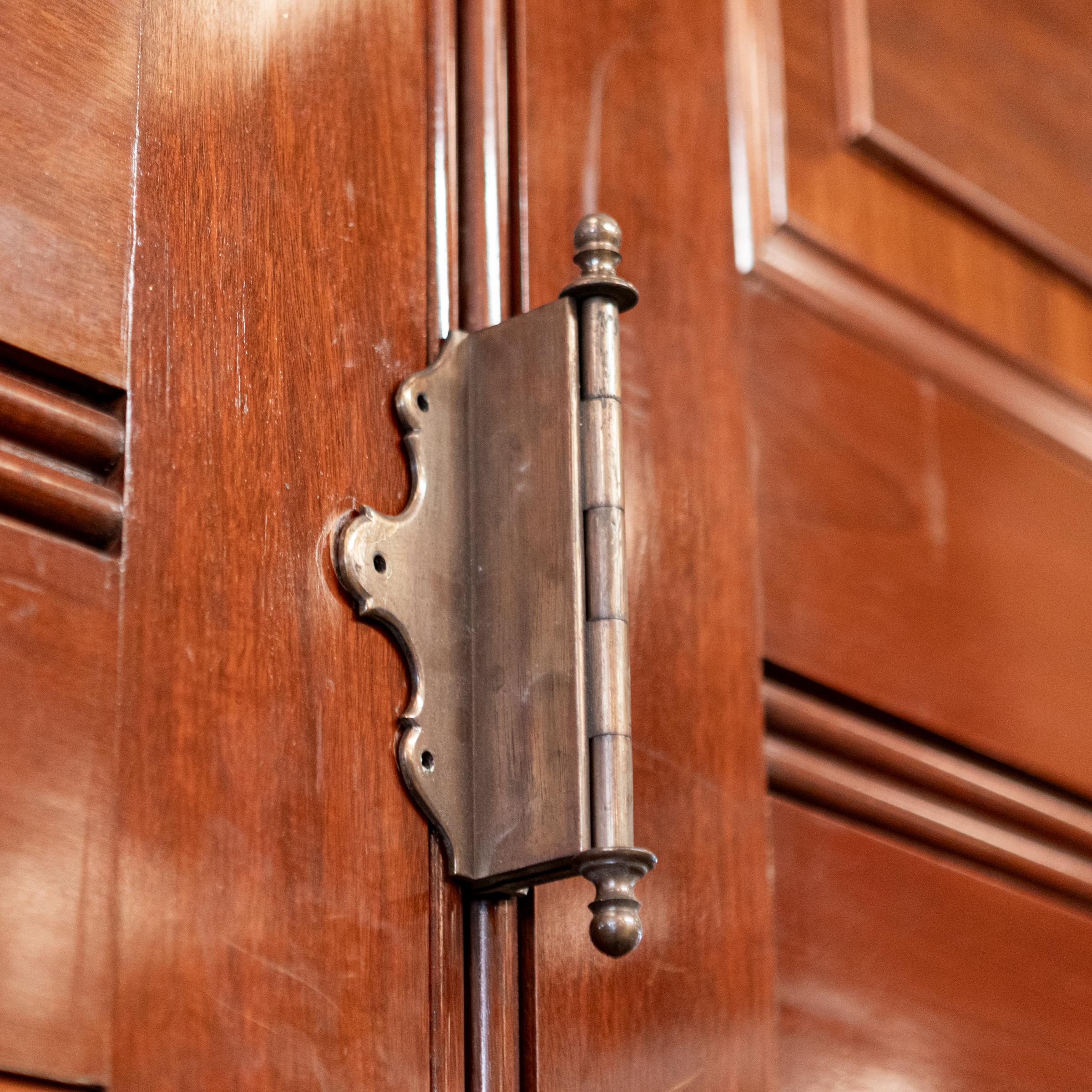 Divisorio per ambienti a due ante di grandi dimensioni  Da Clothworkers' Hall Londra in vendita 7