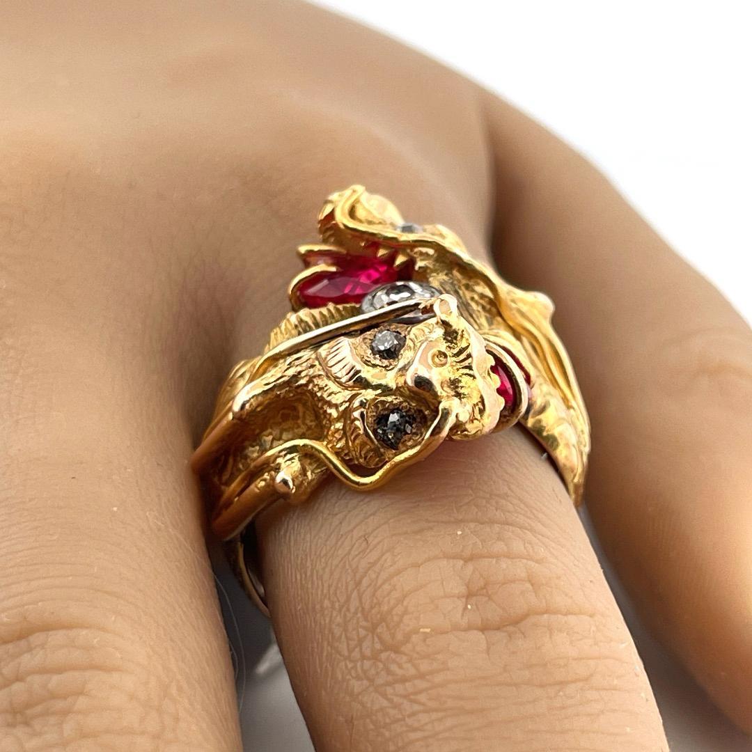 Art Nouveau Large Double Dragon Head Majesty 14K Solid Yellow Gold Ring For Sale