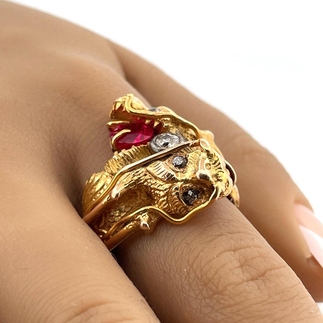 Large Double Dragon Head Majesty 14K Solid Yellow Gold Ring In Good Condition For Sale In New York, NY