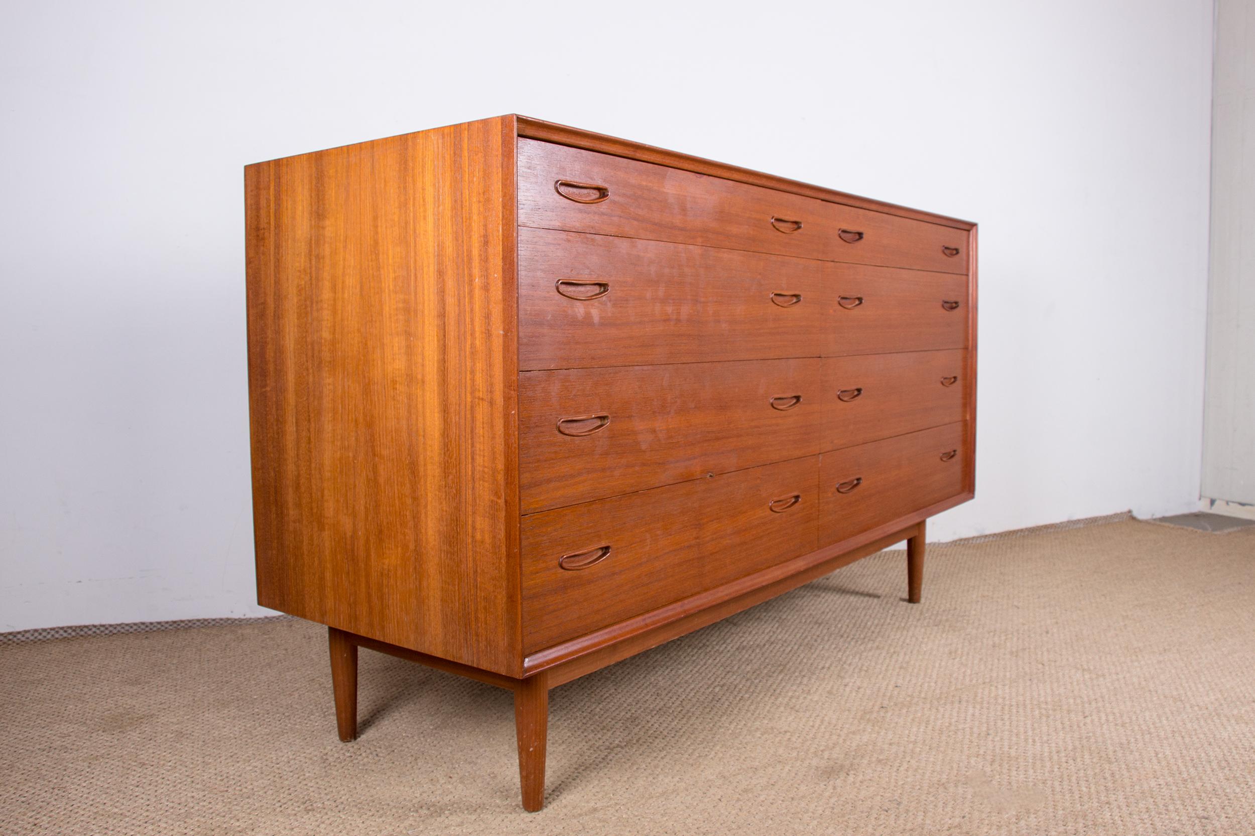 Large Double Dresser, or Danish Sideboard, 8 Drawers, in Teak 1960 7