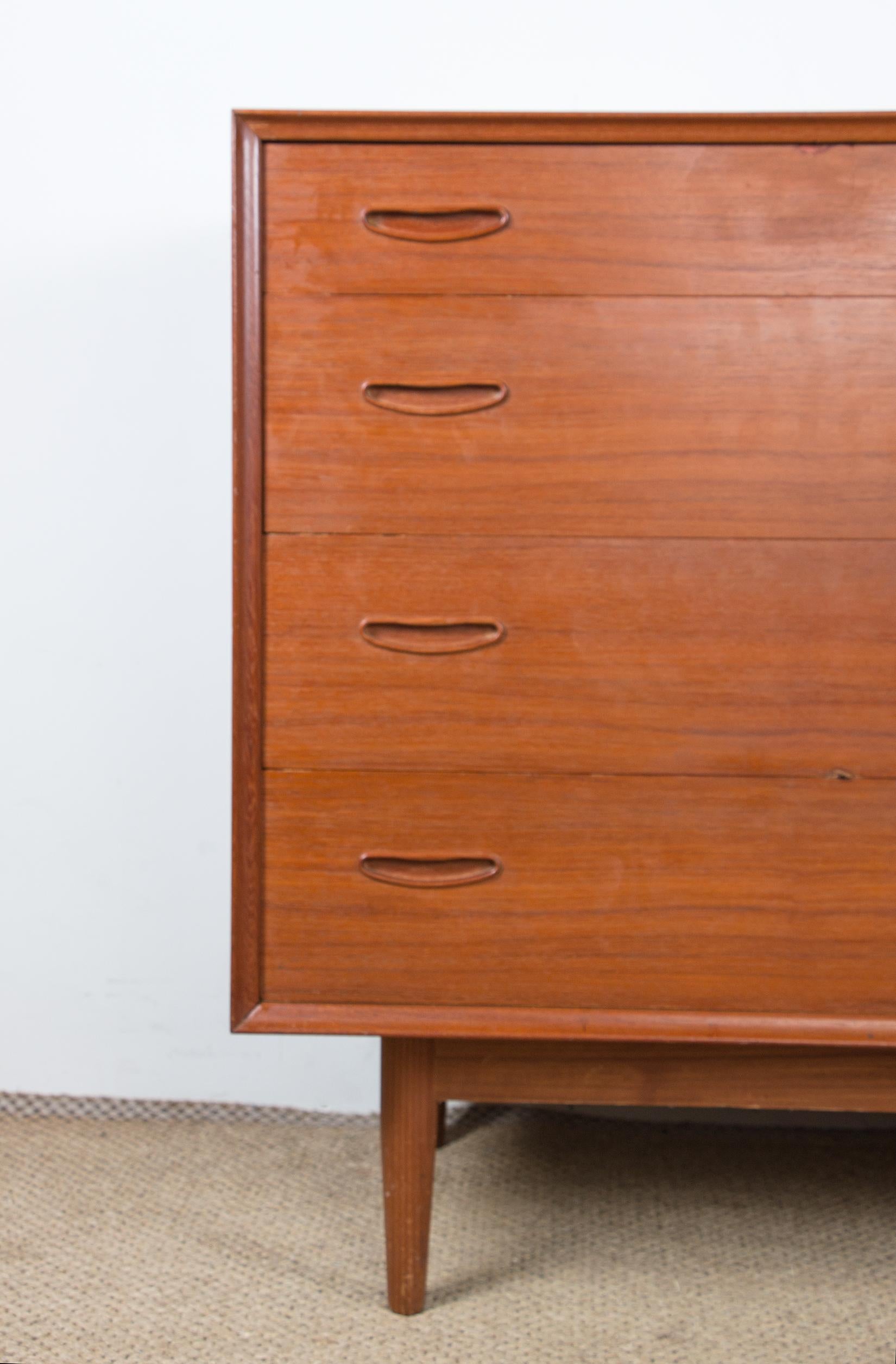 Mid-20th Century Large Double Dresser, or Danish Sideboard, 8 Drawers, in Teak 1960