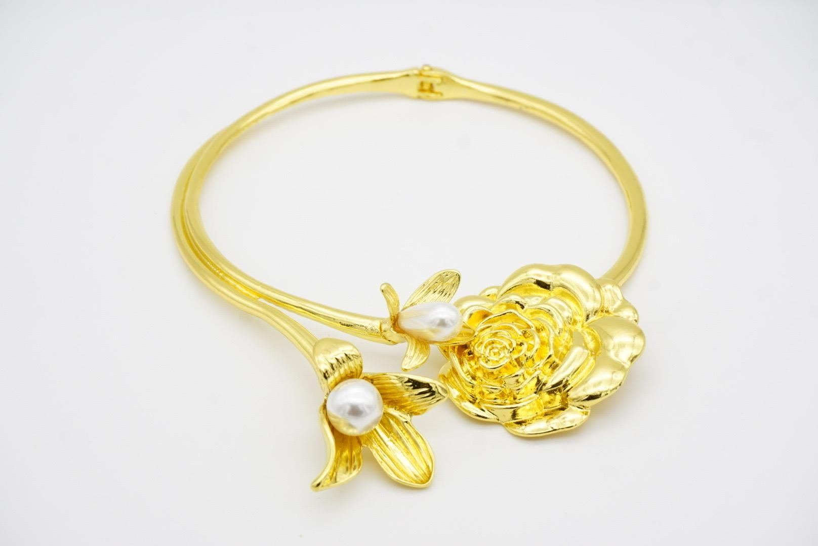 Ciondolo di perle di giglio doppio grande, fiore di camelia, collana elegante, collare e girocollo in vendita 4