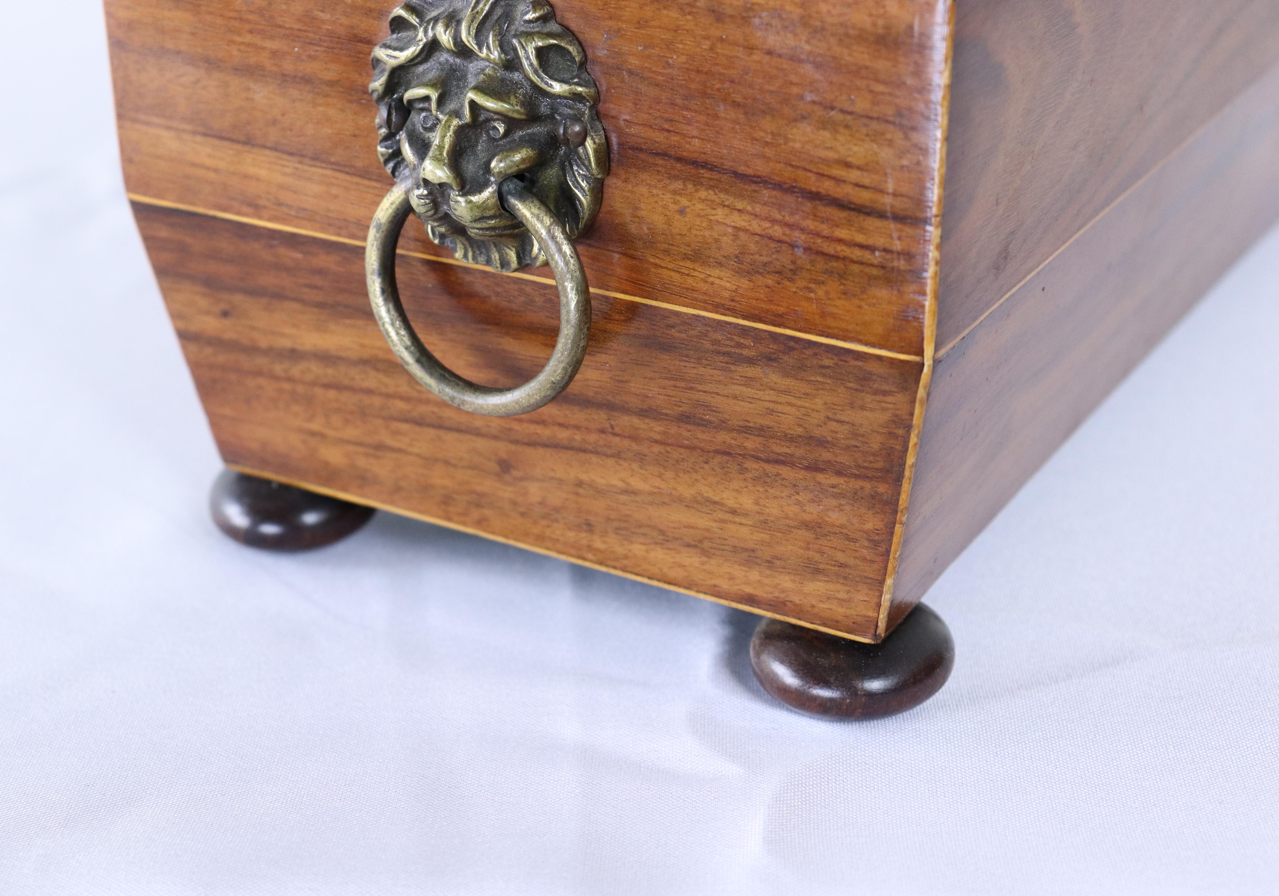 18th Century Large Double Tea Caddy in Mahogany, Satinwood Stringing For Sale