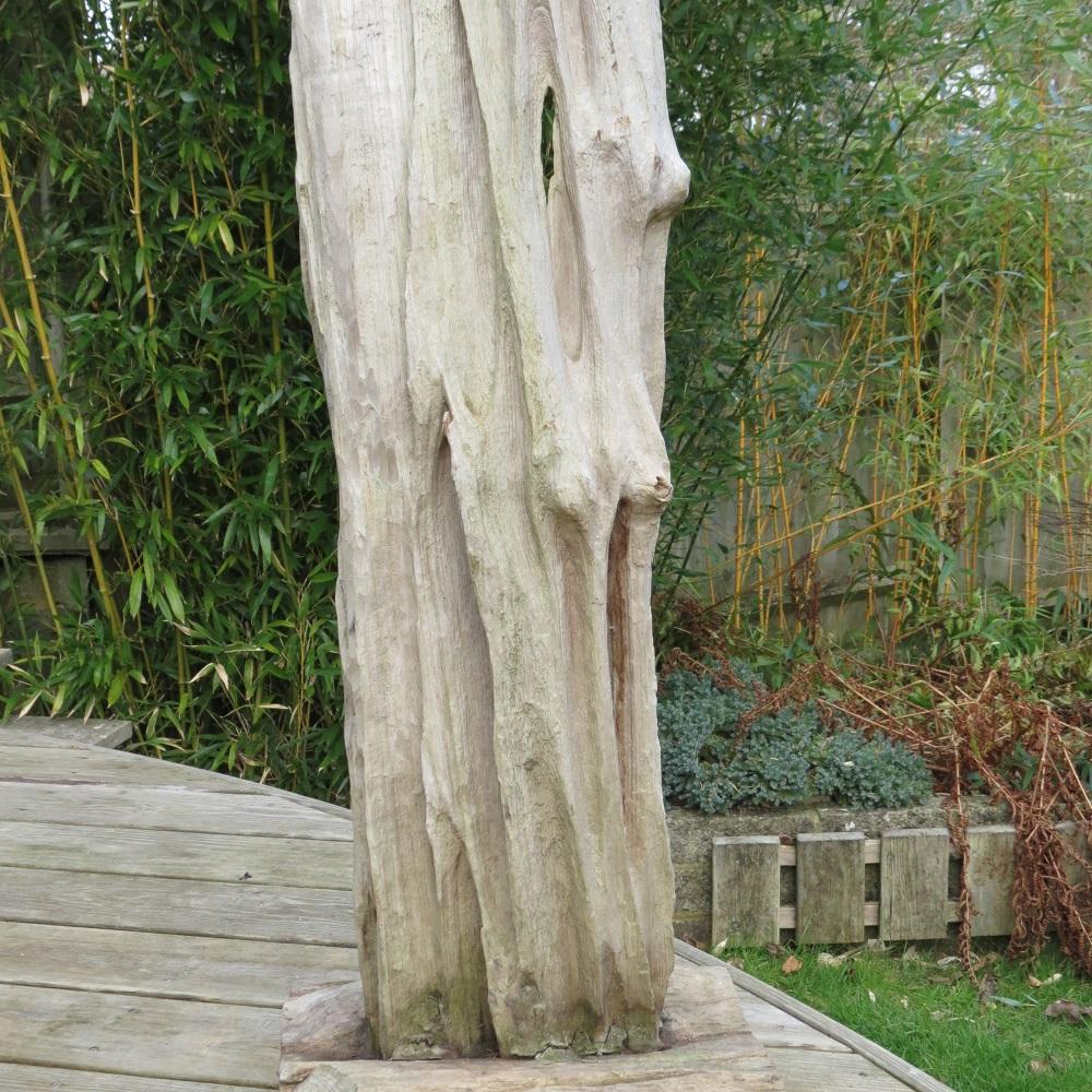 Gran Escultura Brutalista de Madera a la Deriva en venta 7