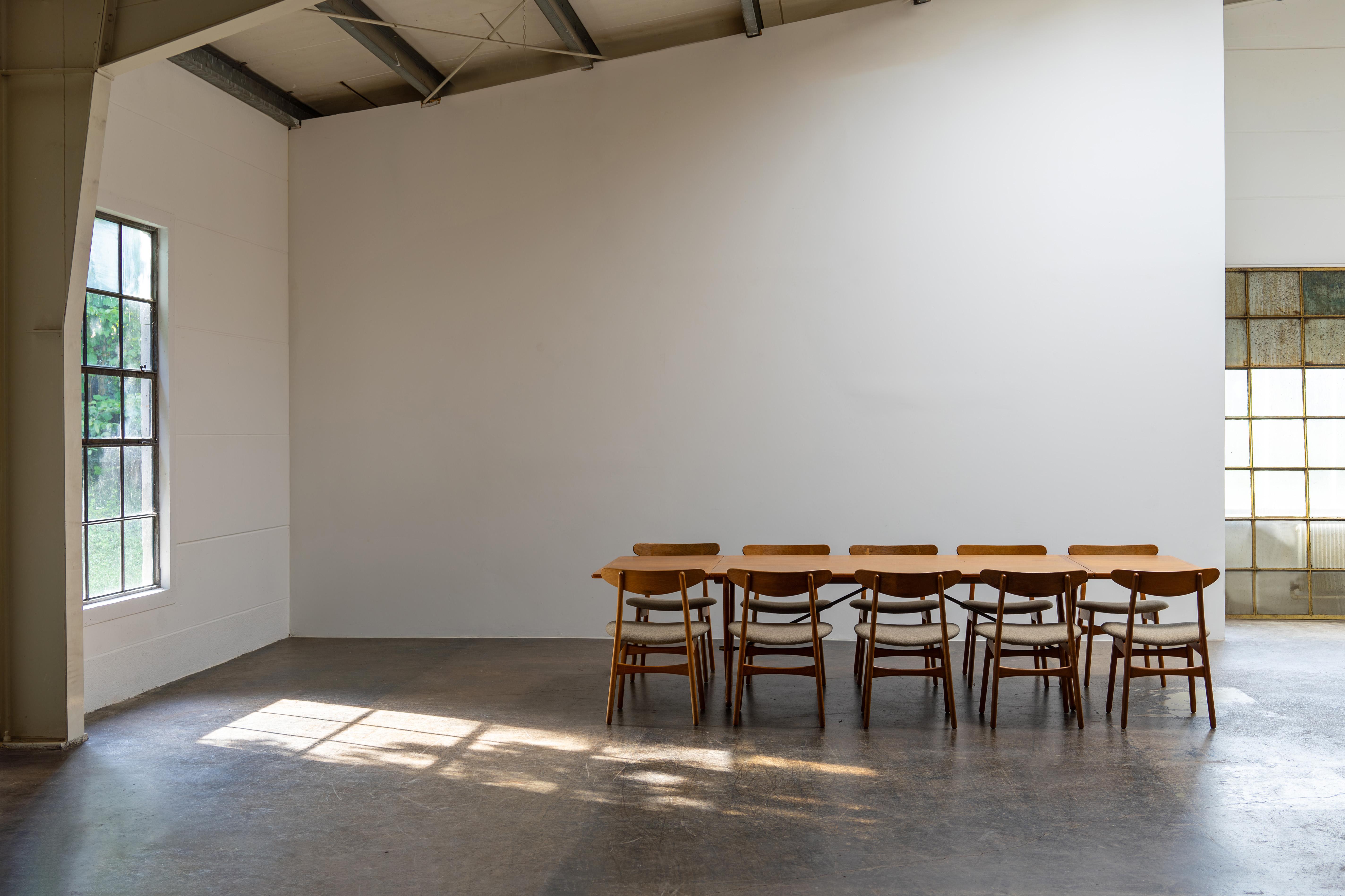 Brass Large Drop Leaf Oak Teak Dining Table AT-314 by Hans J. Wegner Denmark, 1960s