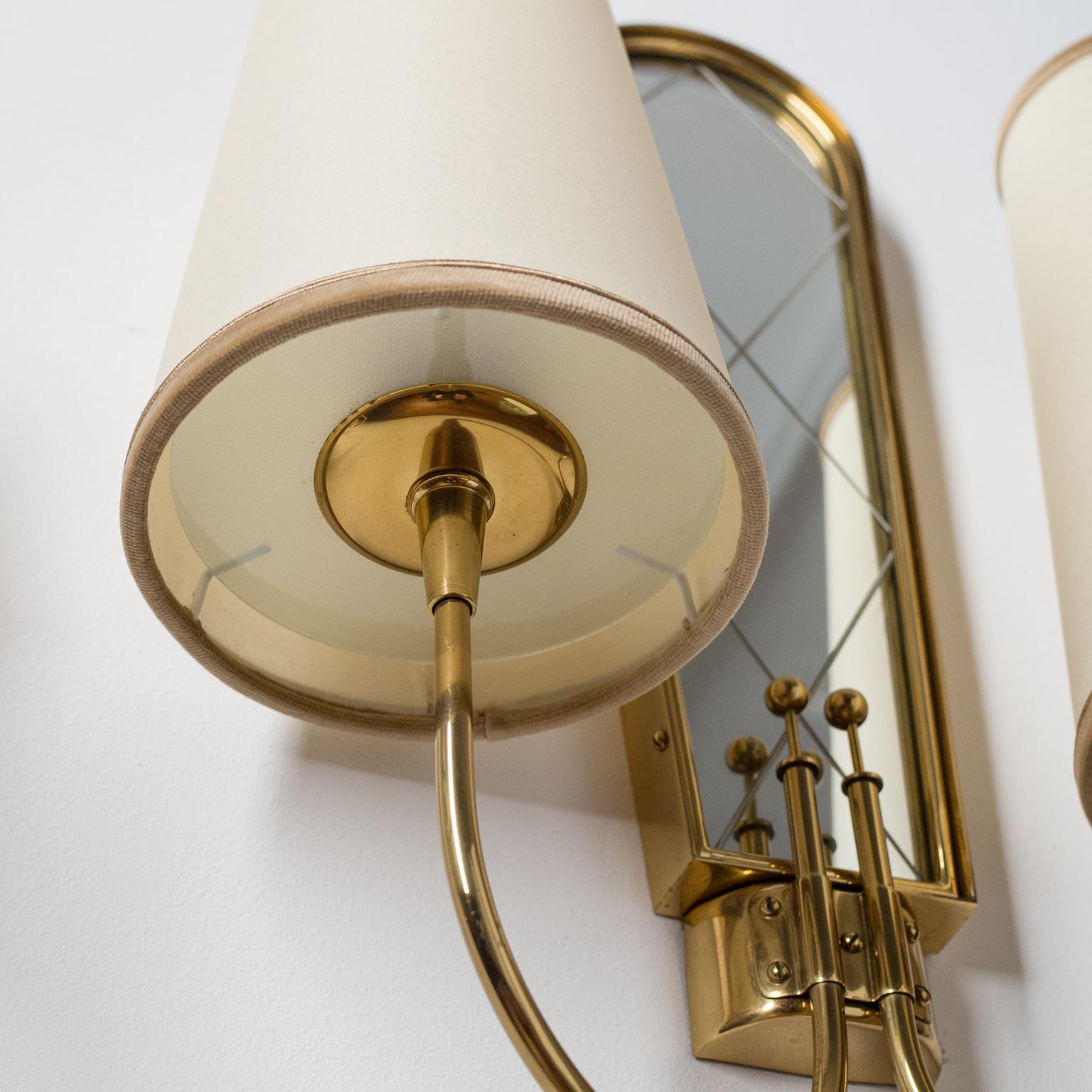 Large Dual-Arm Brass Wall Lights, 1940s In Good Condition In Vienna, AT