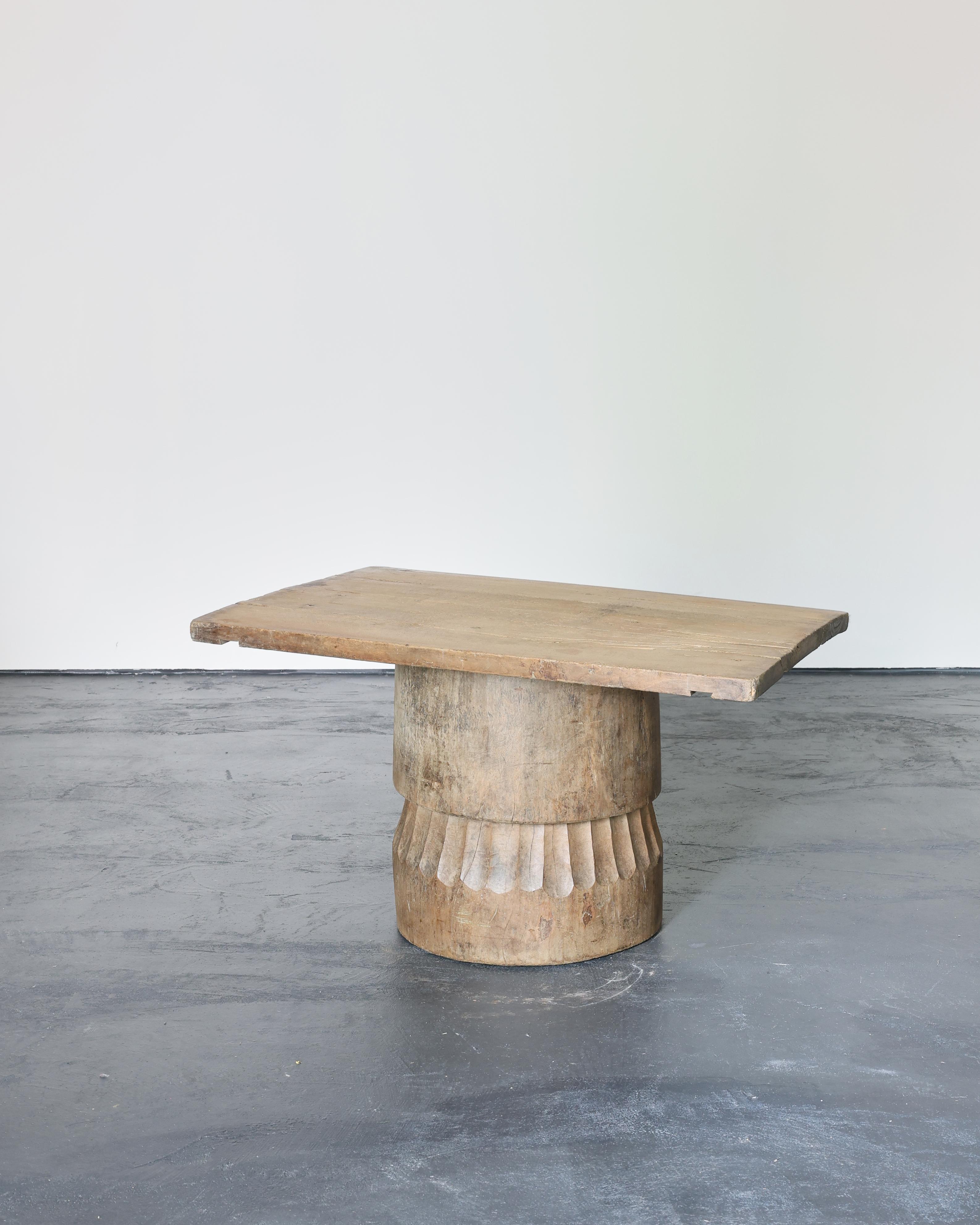 Large Dug Out Japanese Cedar Coffee/Sofa Table (3) In Good Condition For Sale In London, GB