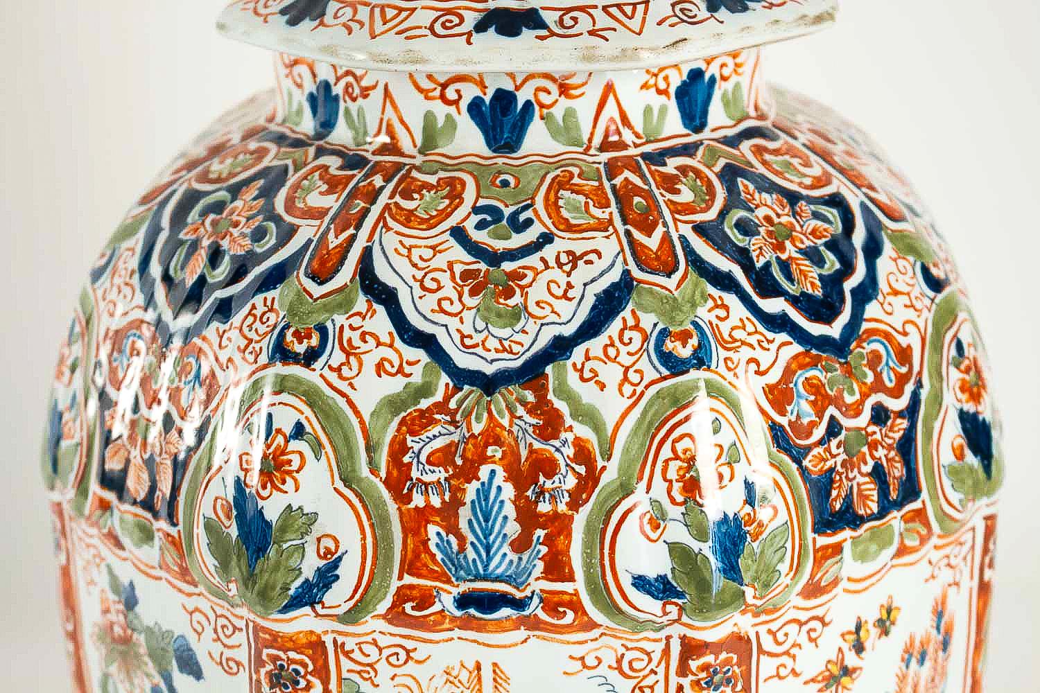 Large Dutch 18th Century, Polychrome Delft Faience Vase 1