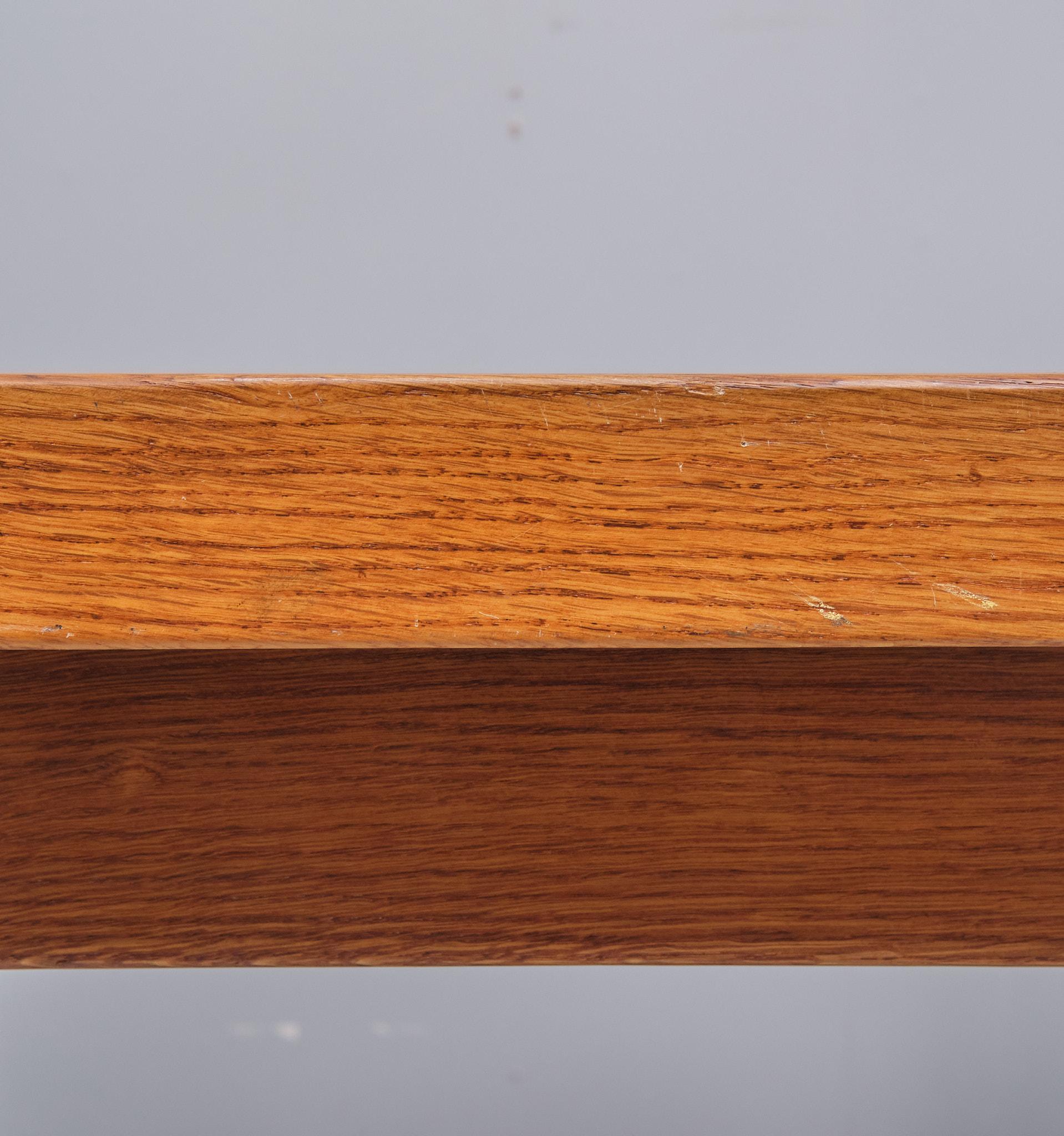 Large Dutch Art Deco Oak wood executive writing desk  1920/30  For Sale 2