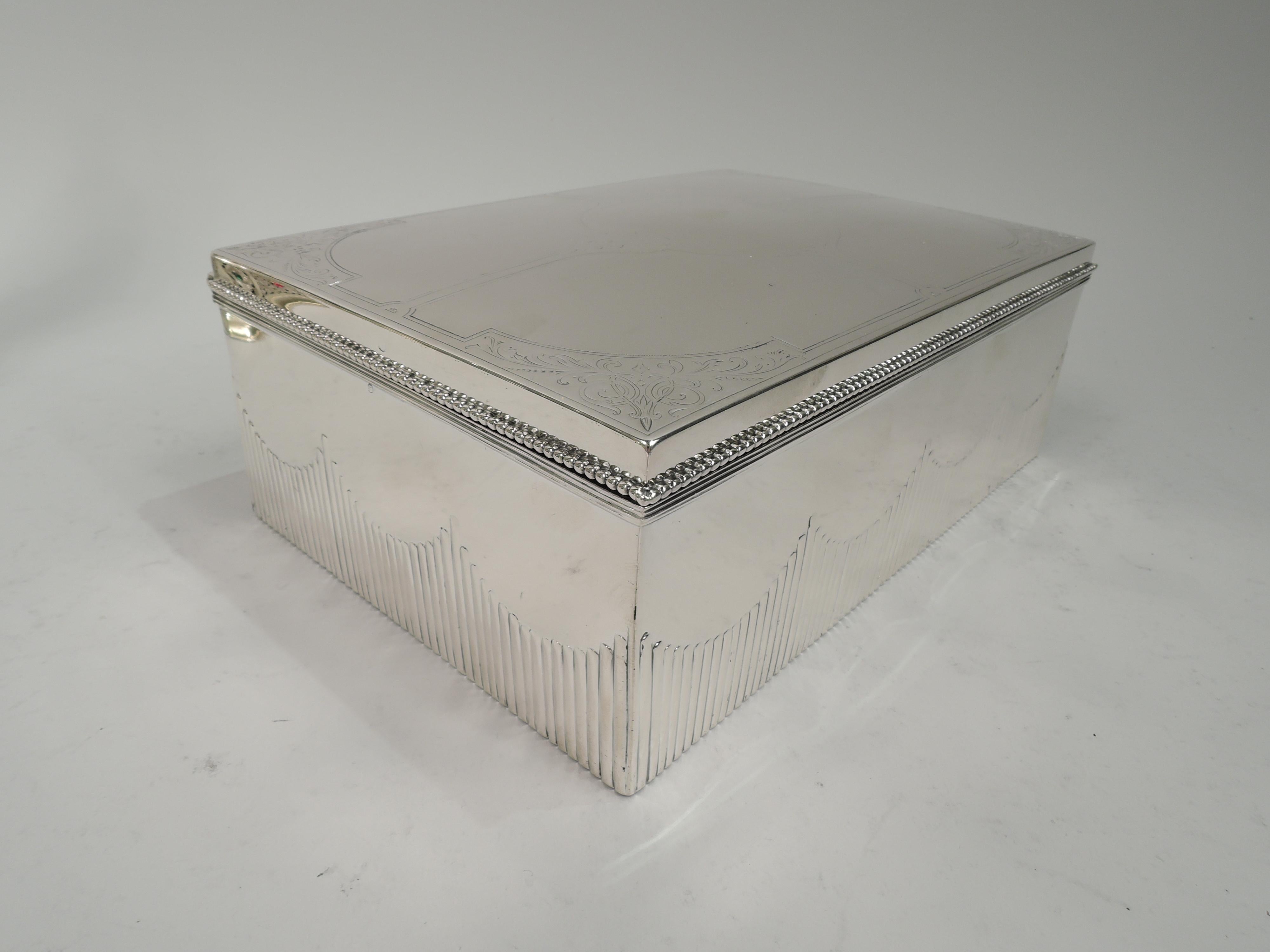 Large Dutch Art Nouveau Classical Silver Box In Good Condition In New York, NY