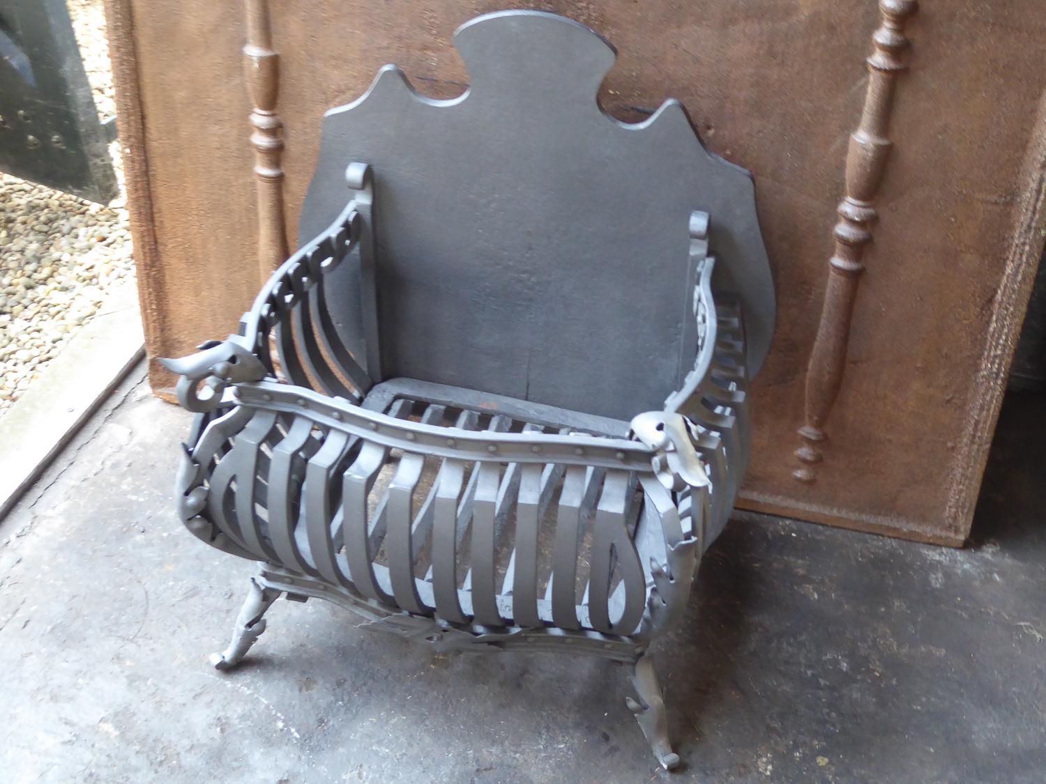 Large Dutch Art Nouveau Fireplace Grate, Fire Grate In Good Condition For Sale In Amerongen, NL