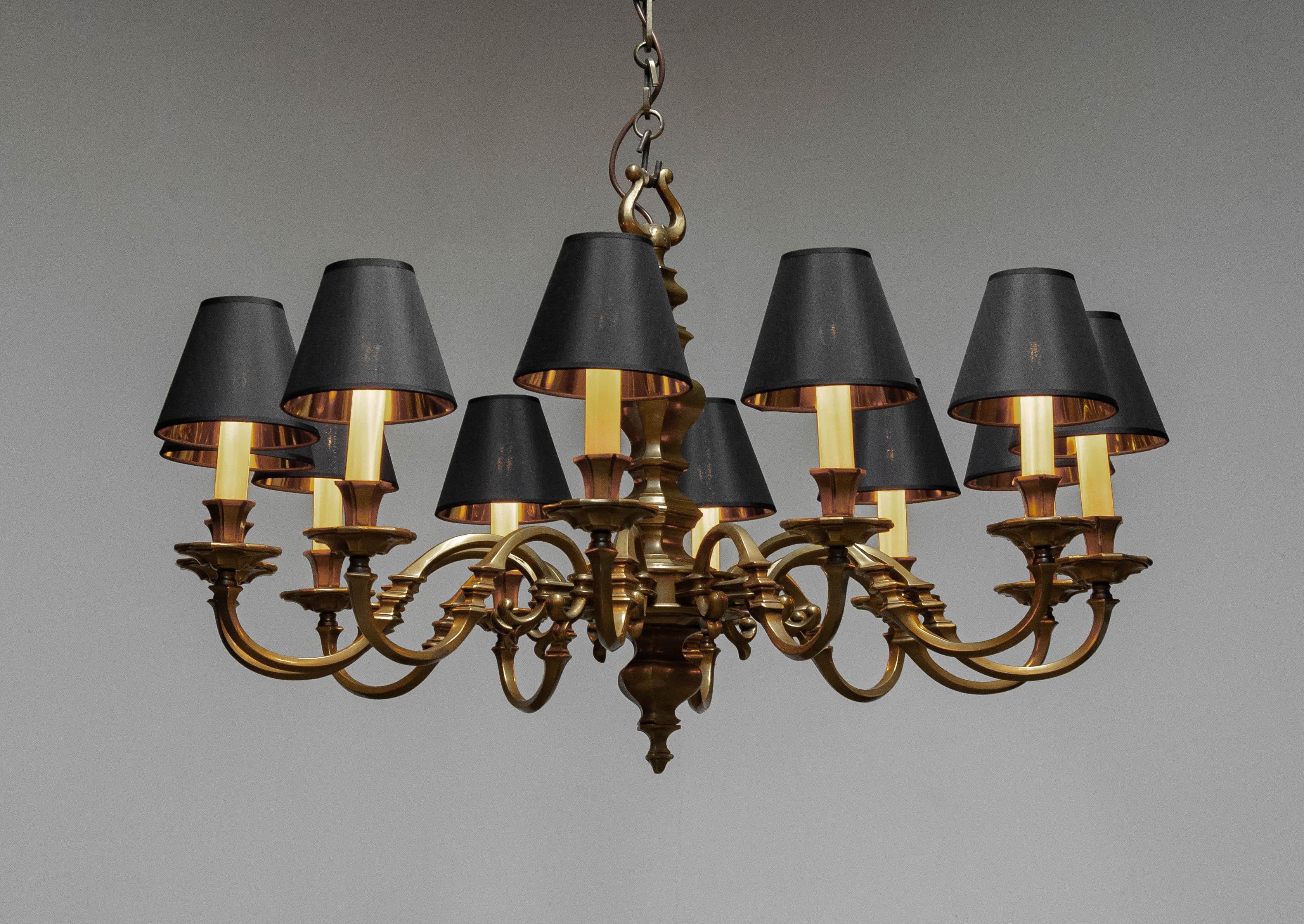 Large Dutch Baroque / Colonial Style Brass Chandelier With 12 Arms 6