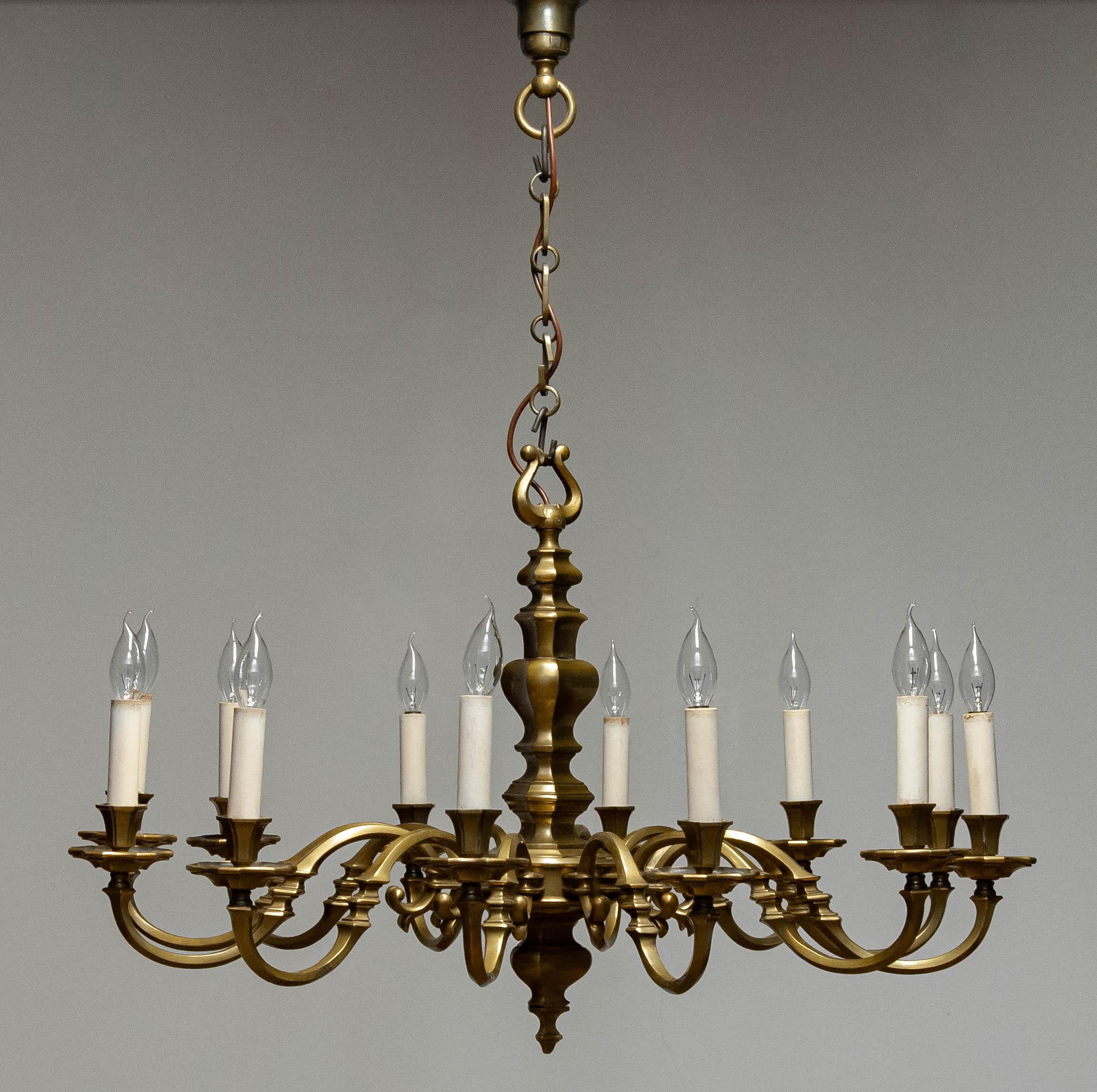Large Dutch Baroque / Colonial Style Brass Chandelier With 12 Arms 2