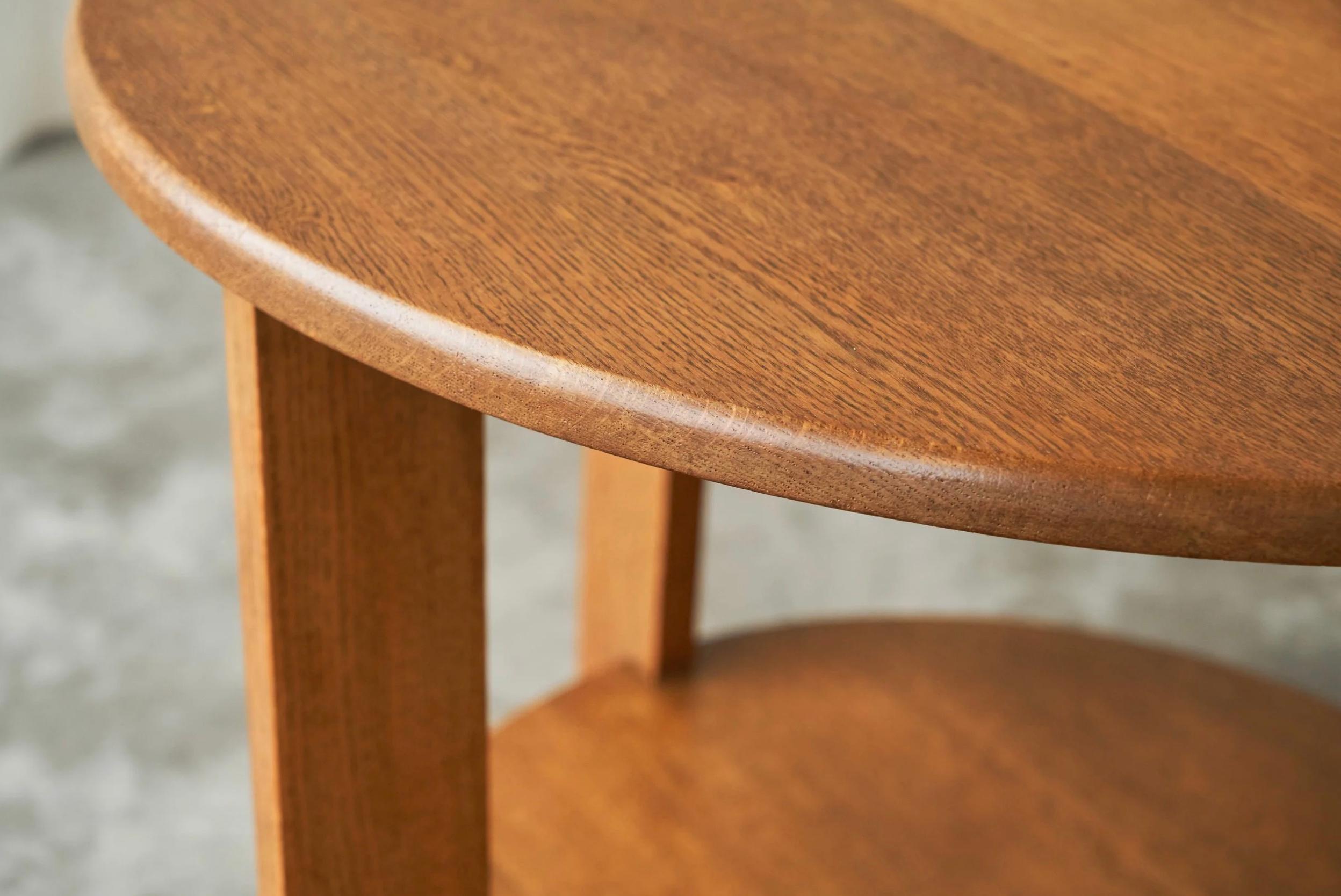 Grand centre hollandais, table d'appoint ou table de guéridon en chêne massif années 1940 en vente 2