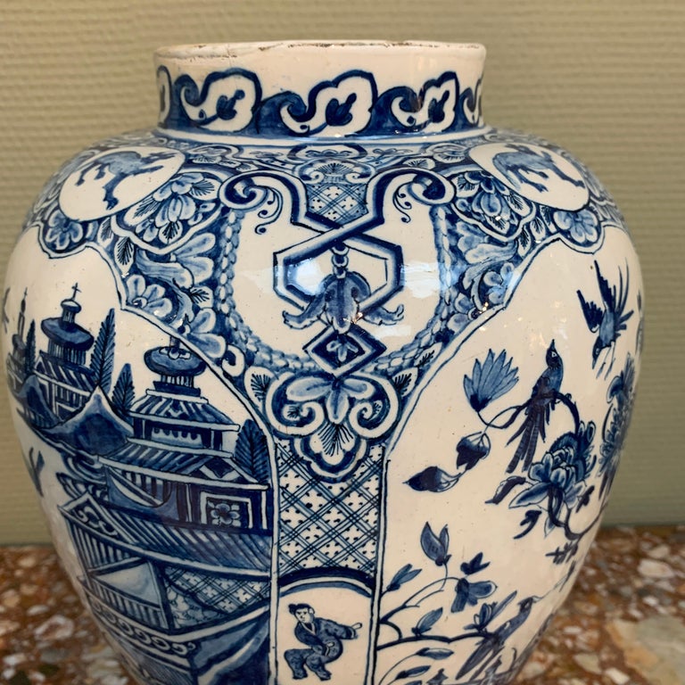 Large Dutch Delft Blue and White Chinoiserie Vase, Early 18th Century For Sale 3