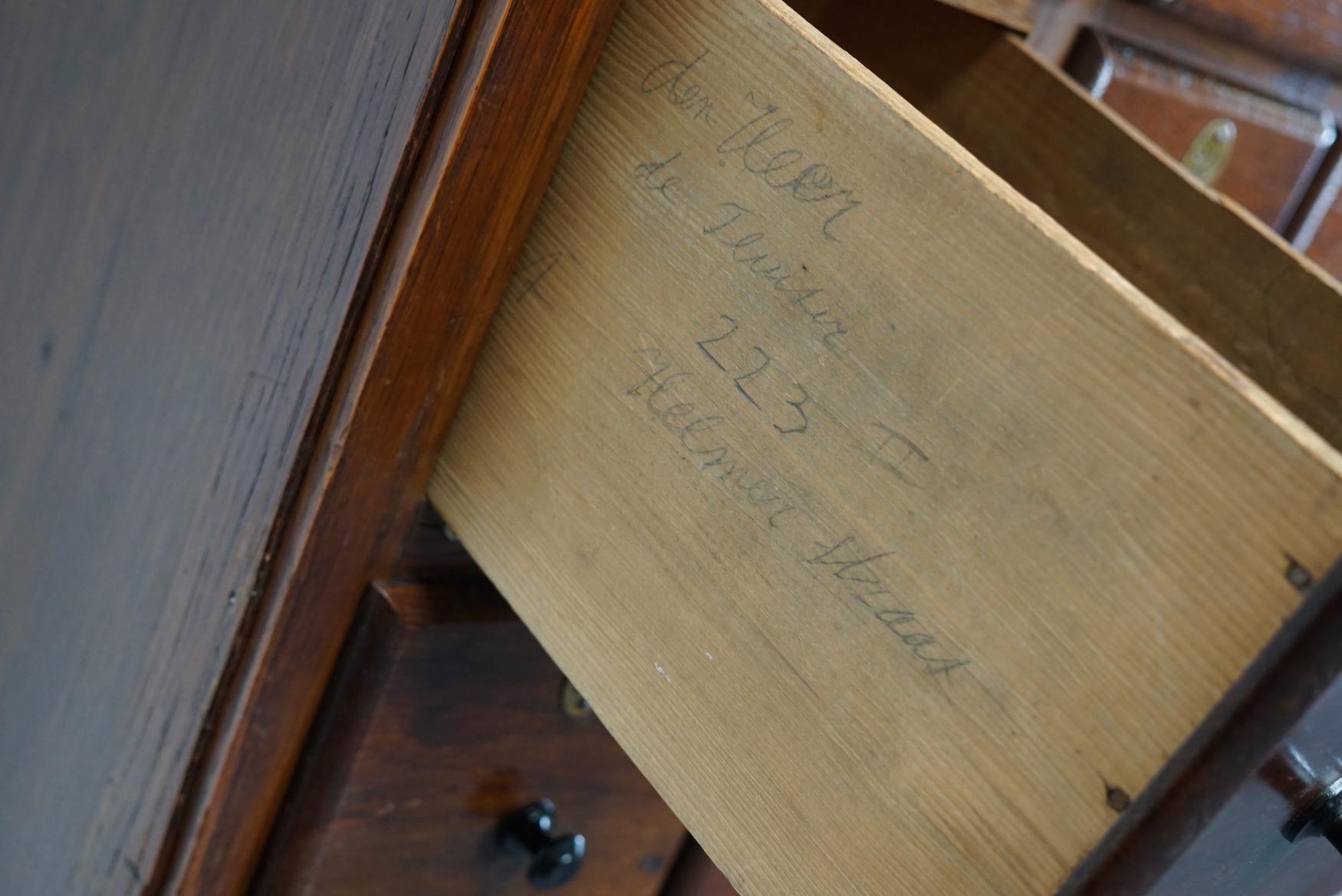 Large Dutch Oak Apothecary Cabinet / Barber Cabinet, 1920s In Good Condition For Sale In Nijmegen, NL