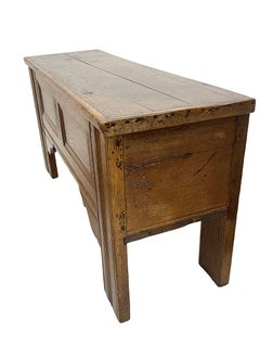 Large Dutch Oak Blanket Chest, Ca 1700